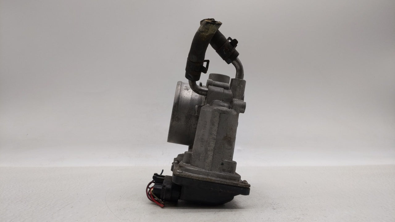 2014-2016 Kia Forte Throttle Body P/N:35100-2E400 Fits Fits 2012 2013 2014 2015 2016 2018 2019 OEM Used Auto Parts - Oemused
