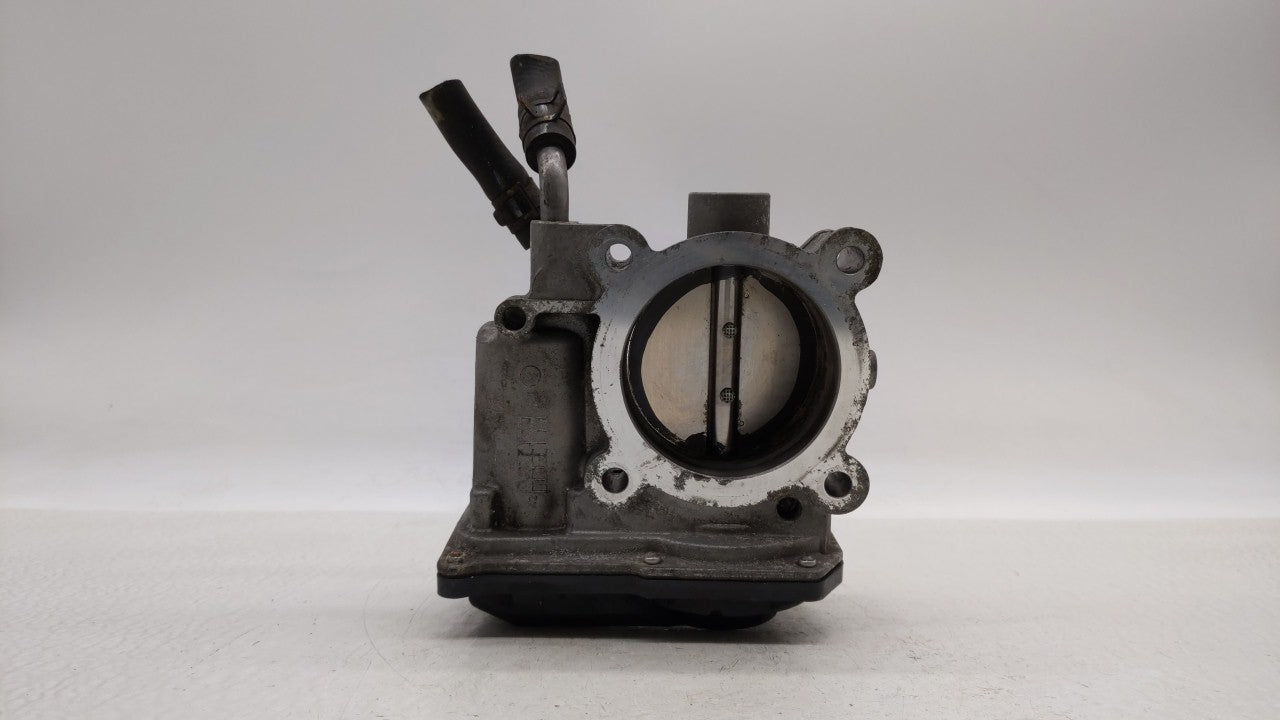 2014-2016 Kia Forte Throttle Body P/N:35100-2E400 Fits Fits 2012 2013 2014 2015 2016 2018 2019 OEM Used Auto Parts - Oemused
