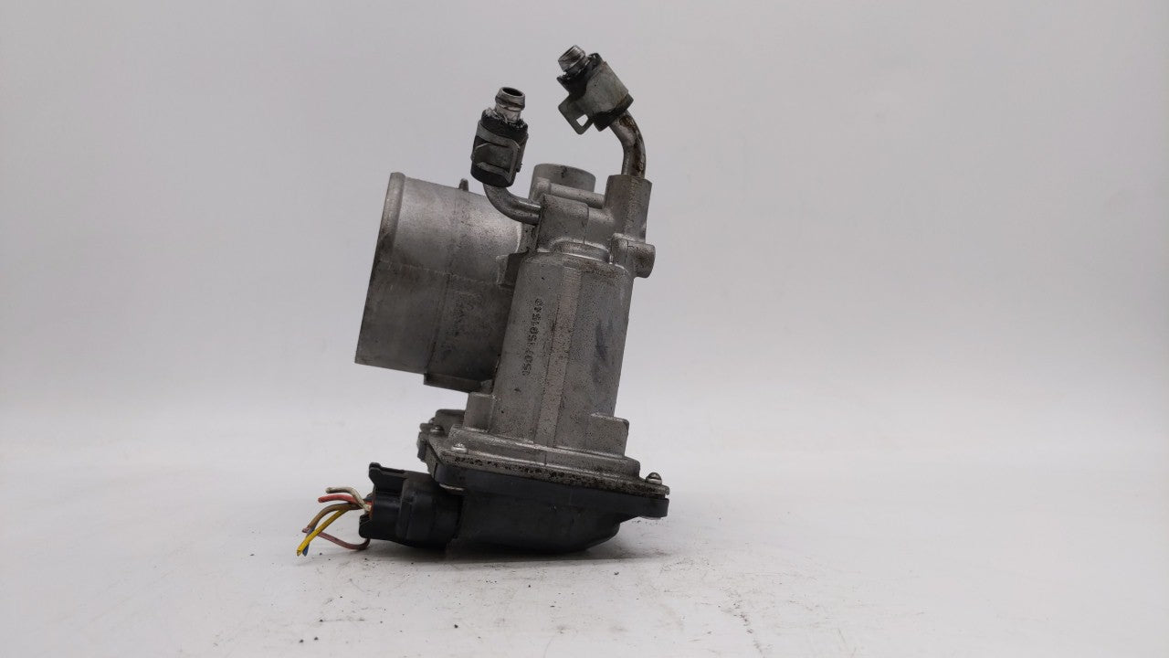 2014-2016 Kia Forte Throttle Body P/N:35100-2E400 Fits Fits 2012 2013 2014 2015 2016 2018 2019 OEM Used Auto Parts - Oemused