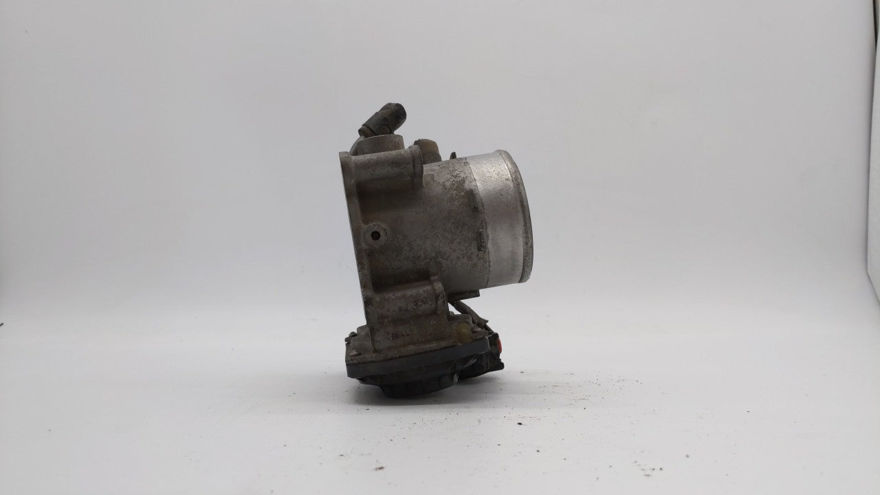 2014-2016 Kia Forte Throttle Body P/N:35100-2E400 Fits Fits 2012 2013 2014 2015 2016 2018 2019 OEM Used Auto Parts - Oemused
