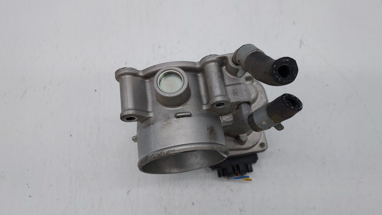 2014-2018 Kia Forte Throttle Body P/N:35100-2E000 Fits Fits 2011 2012 2013 2014 2015 2016 2017 2018 2019 OEM Used Auto Parts