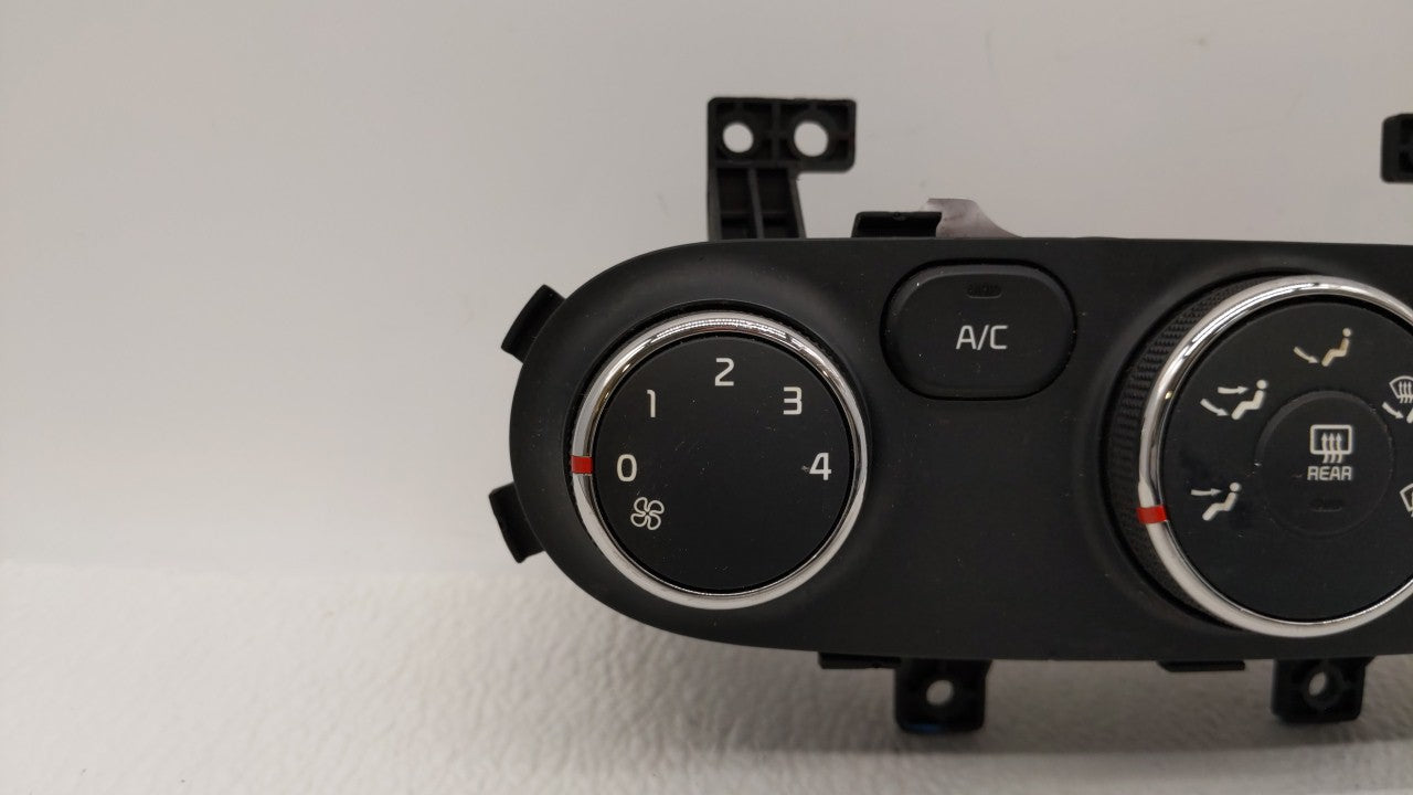 2014-2016 Kia Forte Climate Control Module Temperature AC/Heater Replacement P/N:97250-A7052WK 97250-A7051WK Fits OEM Used A