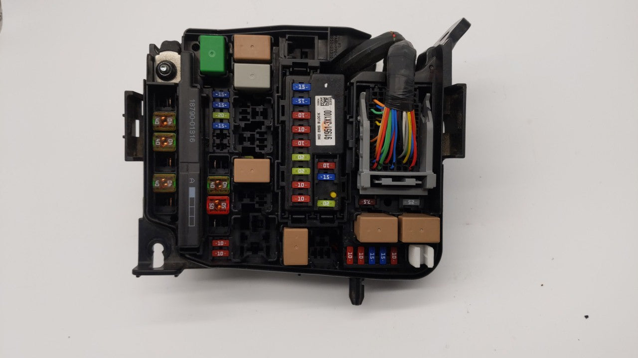 2014-2016 Kia Forte Fusebox Fuse Box Panel Relay Module P/N:91204-A7992 91204-A7630 Fits Fits 2014 2015 2016 OEM Used Auto P