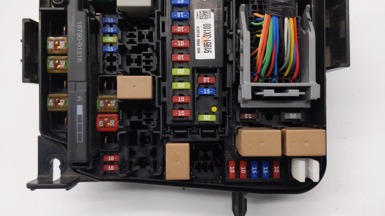 2014-2016 Kia Forte Fusebox Fuse Box Panel Relay Module P/N:91204-A7992 91204-A7630 Fits Fits 2014 2015 2016 OEM Used Auto P