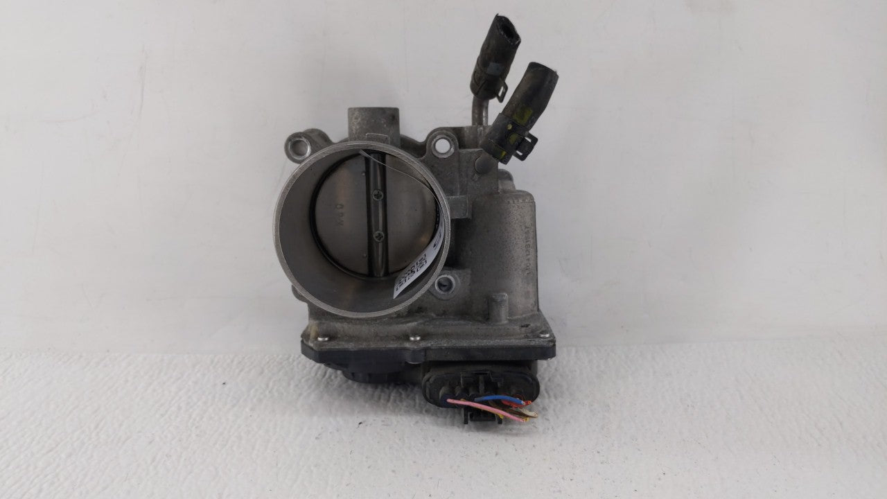 2014-2016 Kia Forte Throttle Body P/N:35100-2E400 Fits Fits 2012 2013 2014 2015 2016 2018 2019 OEM Used Auto Parts - Oemused