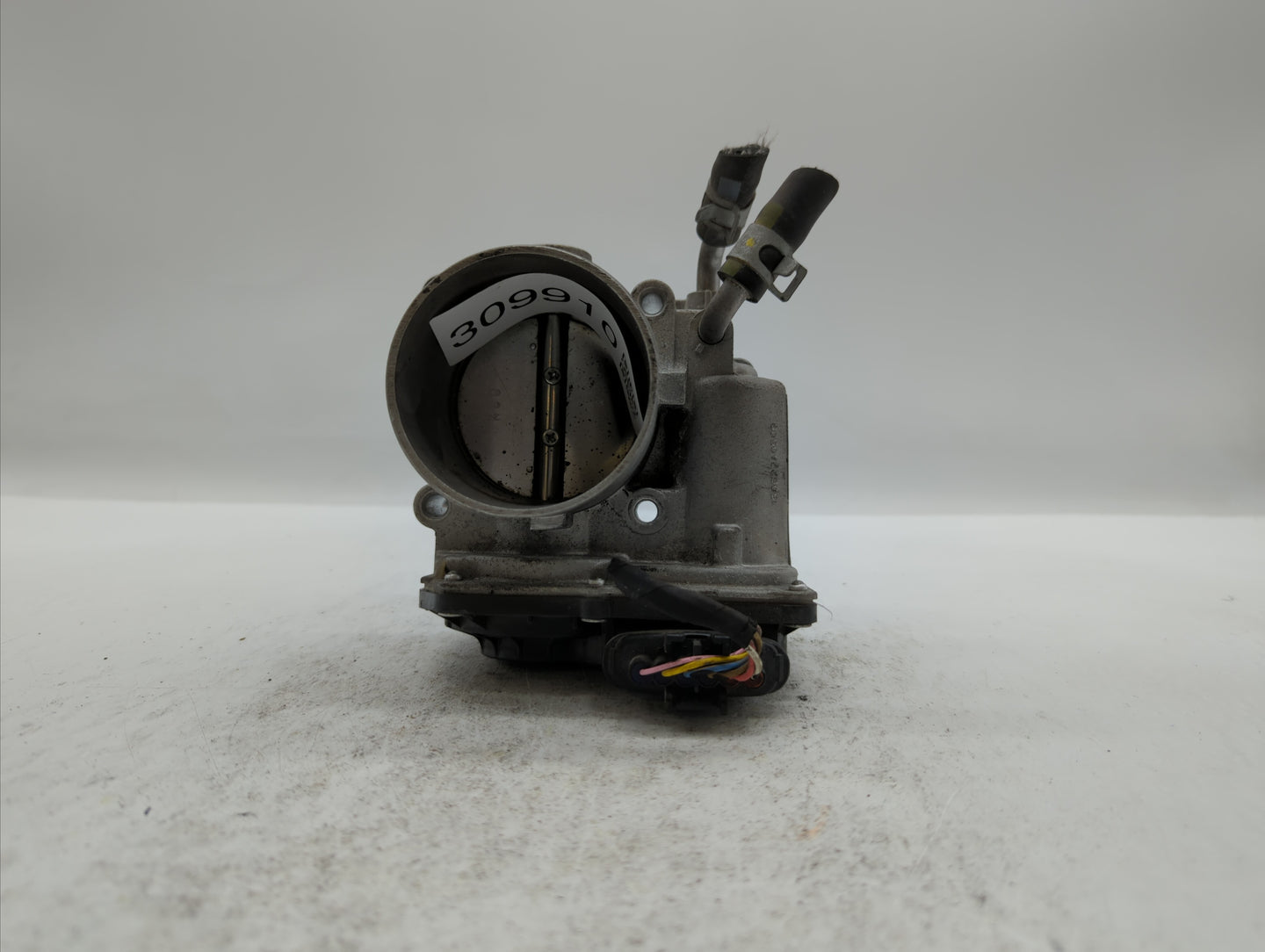 2014-2016 Kia Forte Throttle Body P/N:35100-2E400 Fits Fits 2012 2013 2014 2015 2016 2018 2019 OEM Used Auto Parts - Oemused