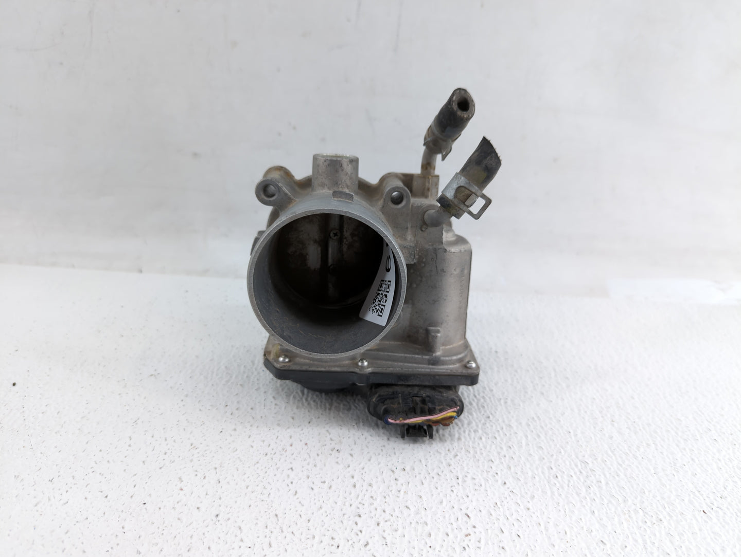 2014-2016 Kia Forte Throttle Body P/N:35100-2E000 Fits Fits 2012 2013 2014 2015 2016 2018 2019 OEM Used Auto Parts - Oemused