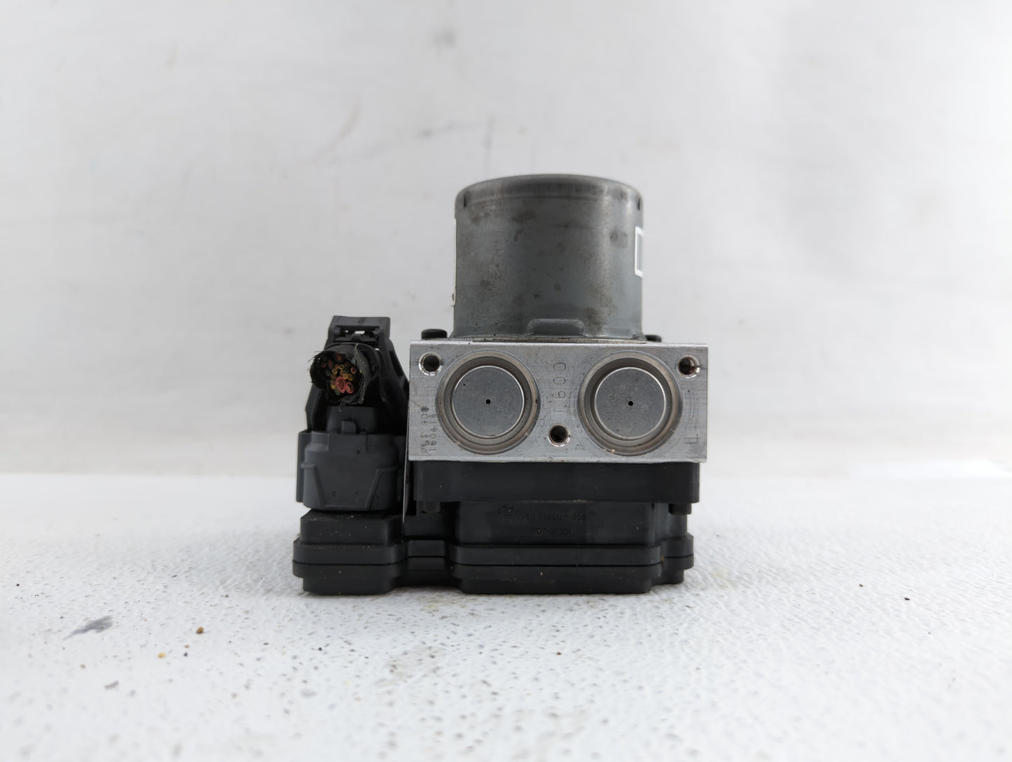 2014-2016 Kia Forte ABS Pump Control Module Replacement P/N:58900-A7200 58920-A7200 Fits Fits 2014 2015 2016 OEM Used Auto P