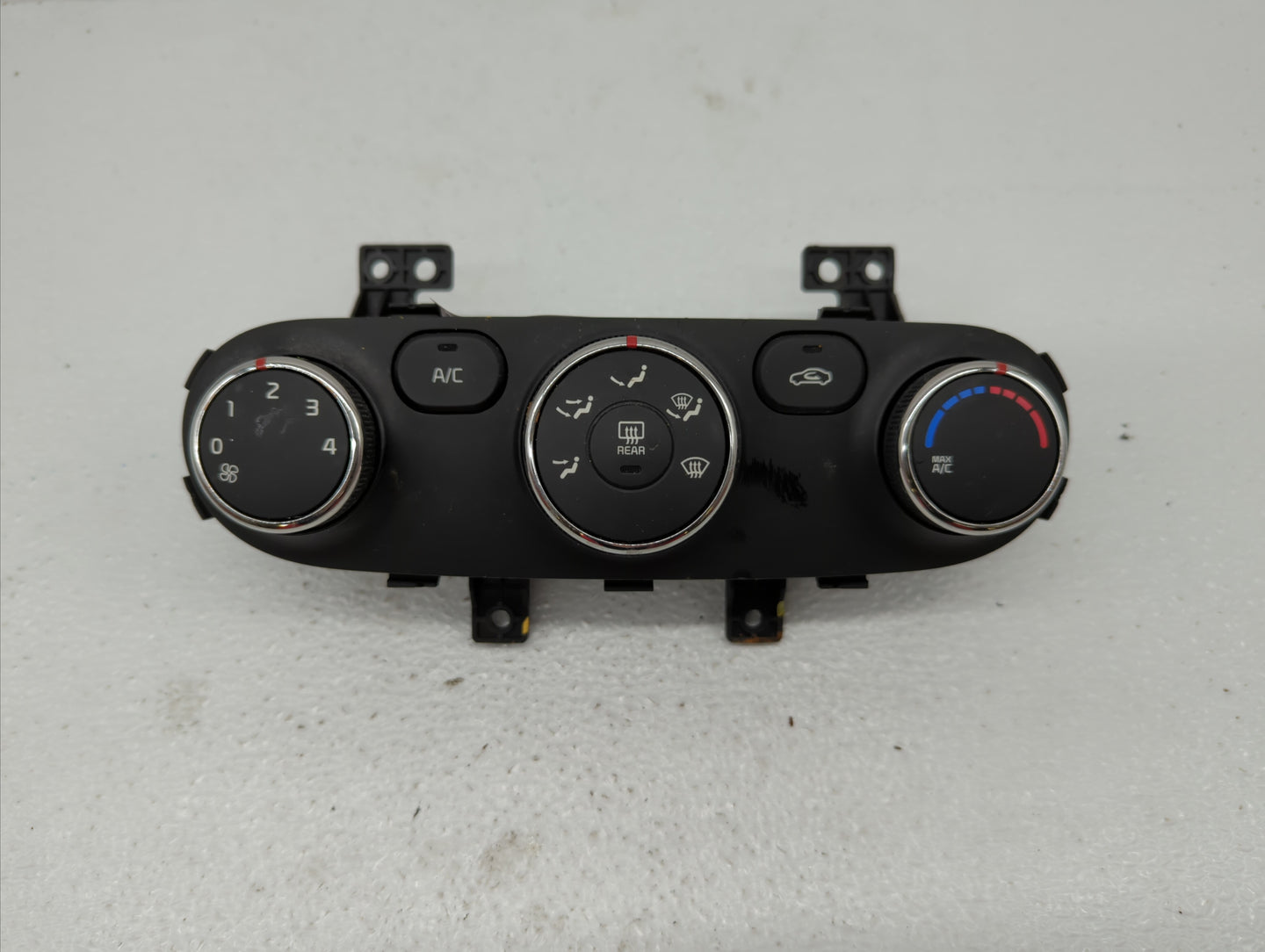 2014-2016 Kia Forte Climate Control Module Temperature AC/Heater Replacement P/N:97250-A7050WK 97250-A7052WK Fits OEM Used A