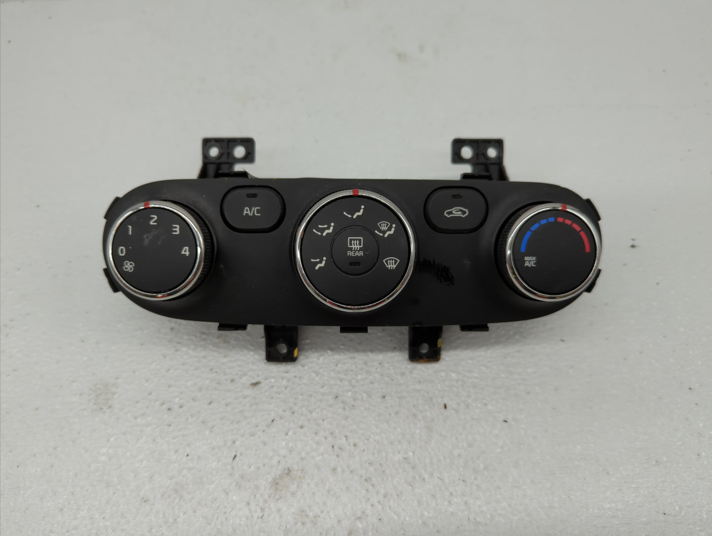 2014-2016 Kia Forte Climate Control Module Temperature AC/Heater Replacement P/N:97250-A7050WK 97250-A7052WK Fits OEM Used A