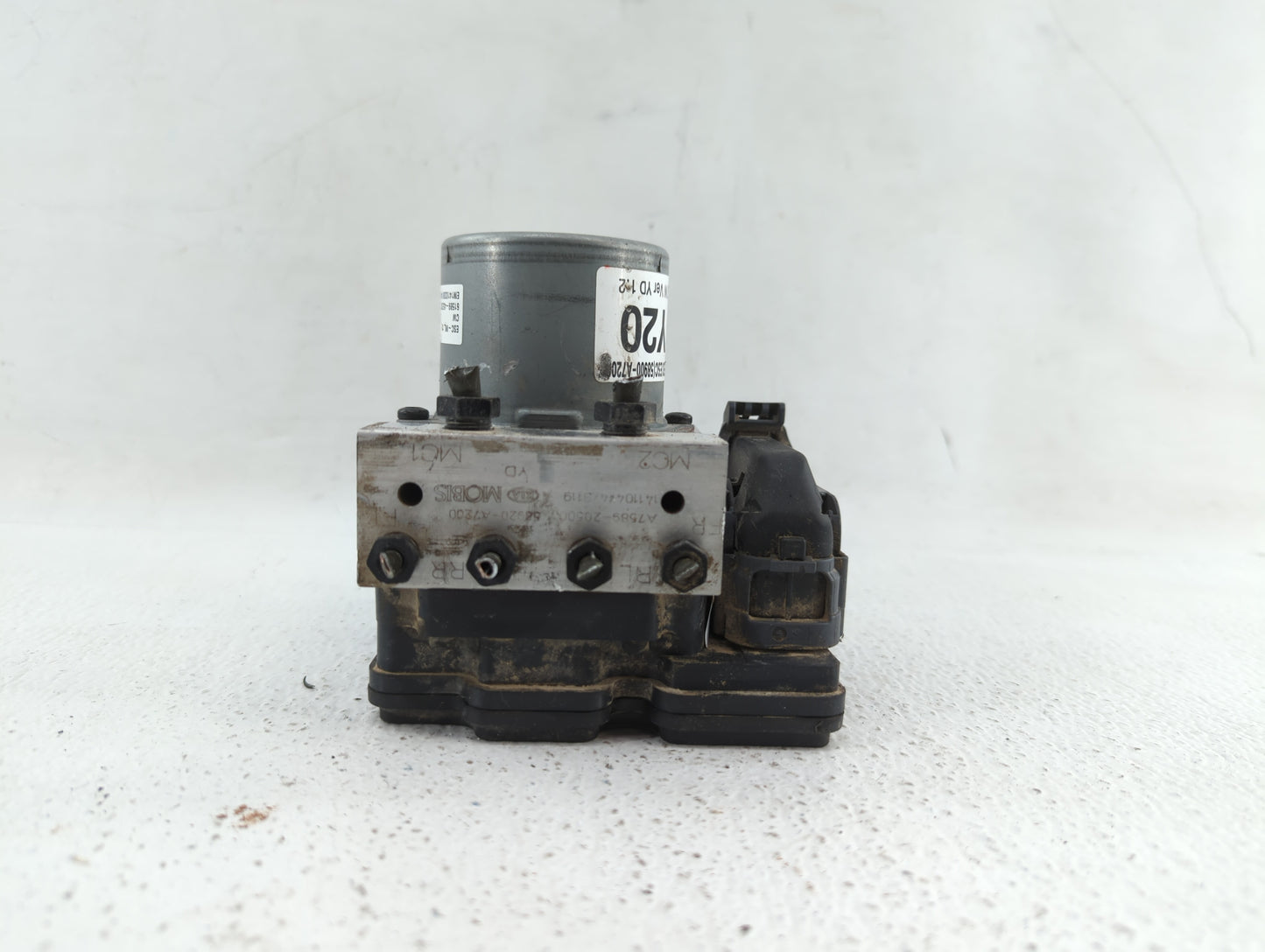 2014-2016 Kia Forte ABS Pump Control Module Replacement P/N:58900-A7200 58920-A7200 Fits Fits 2014 2015 2016 OEM Used Auto P