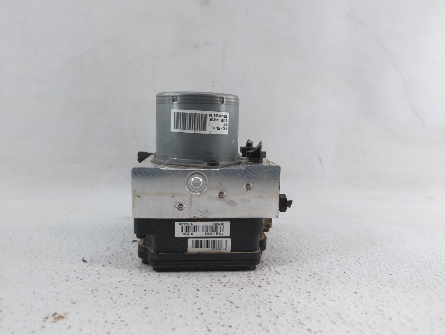 2014-2016 Kia Forte ABS Pump Control Module Replacement P/N:58900-A7200 58920-A7200 Fits Fits 2014 2015 2016 OEM Used Auto P