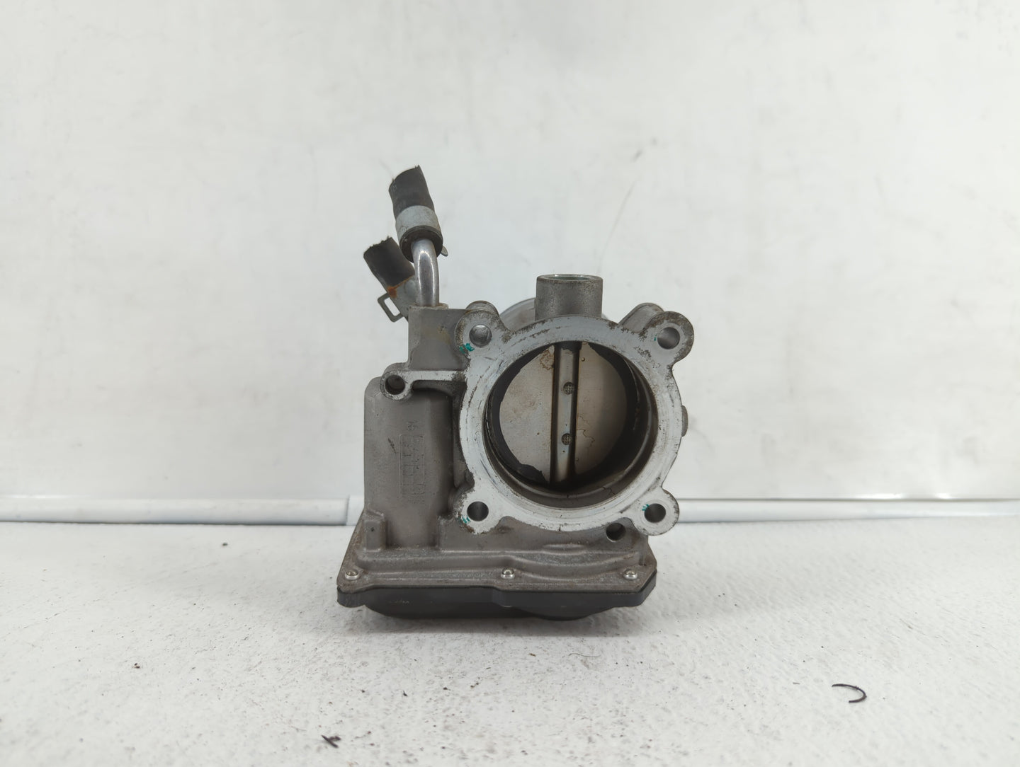 2014-2016 Kia Forte Throttle Body P/N:35100-2E400 35100-2E000 Fits Fits 2012 2013 2014 2015 2016 2018 2019 OEM Used Auto Par