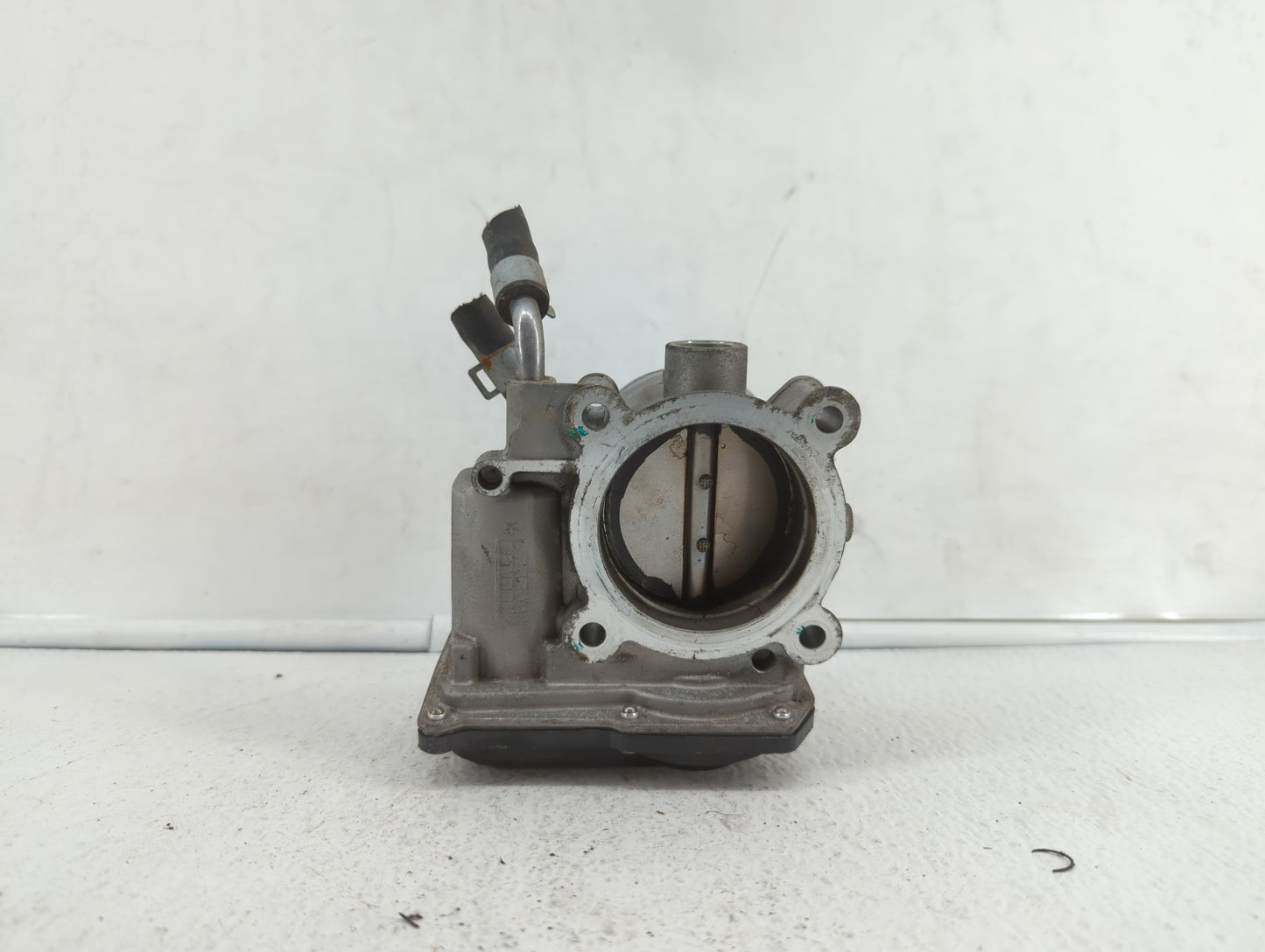 2014-2016 Kia Forte Throttle Body P/N:35100-2E400 35100-2E000 Fits Fits 2012 2013 2014 2015 2016 2018 2019 OEM Used Auto Par