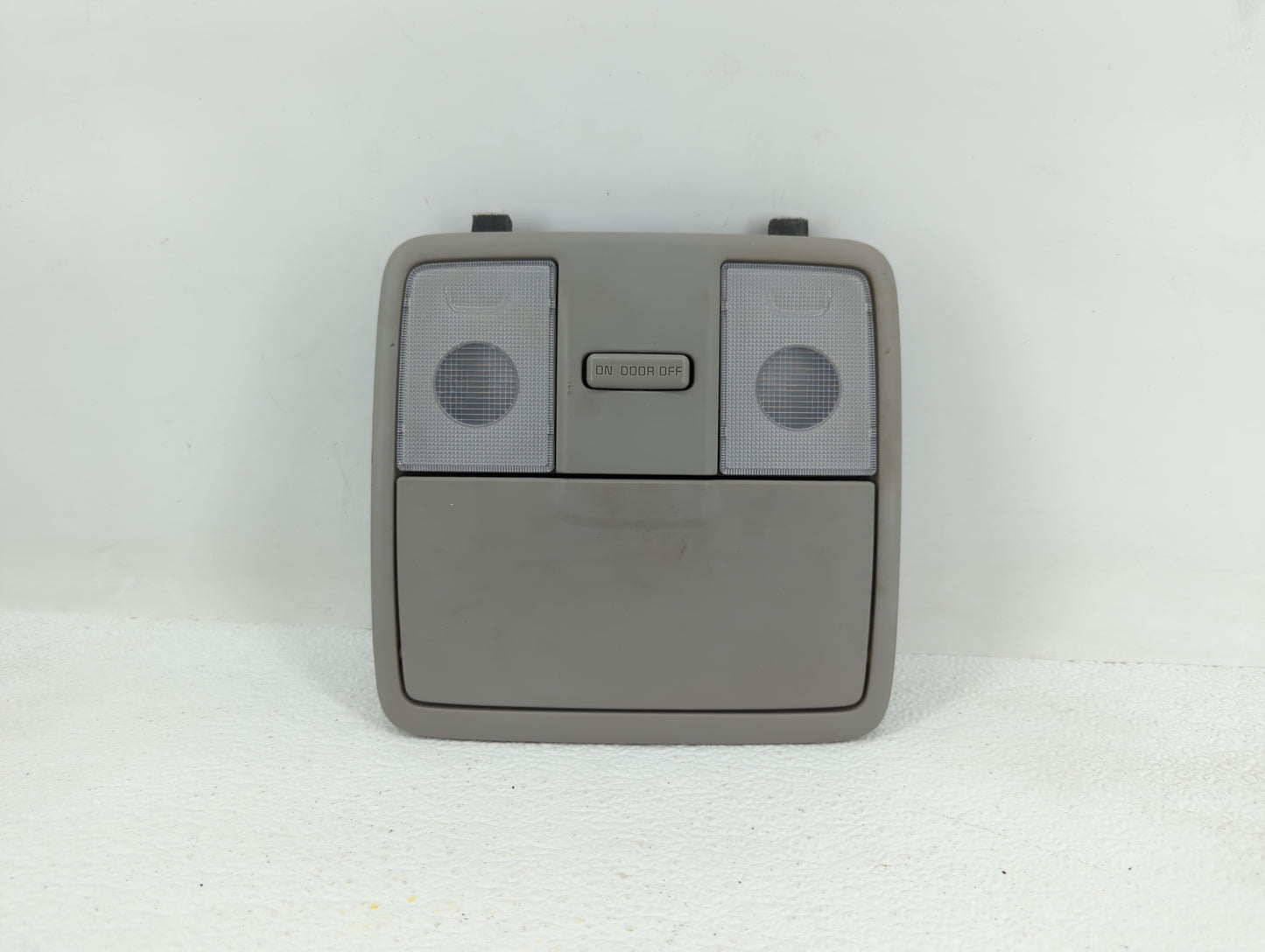 2016 Kia Forte Overhead Roof Console Grey - Oemusedautoparts1.com