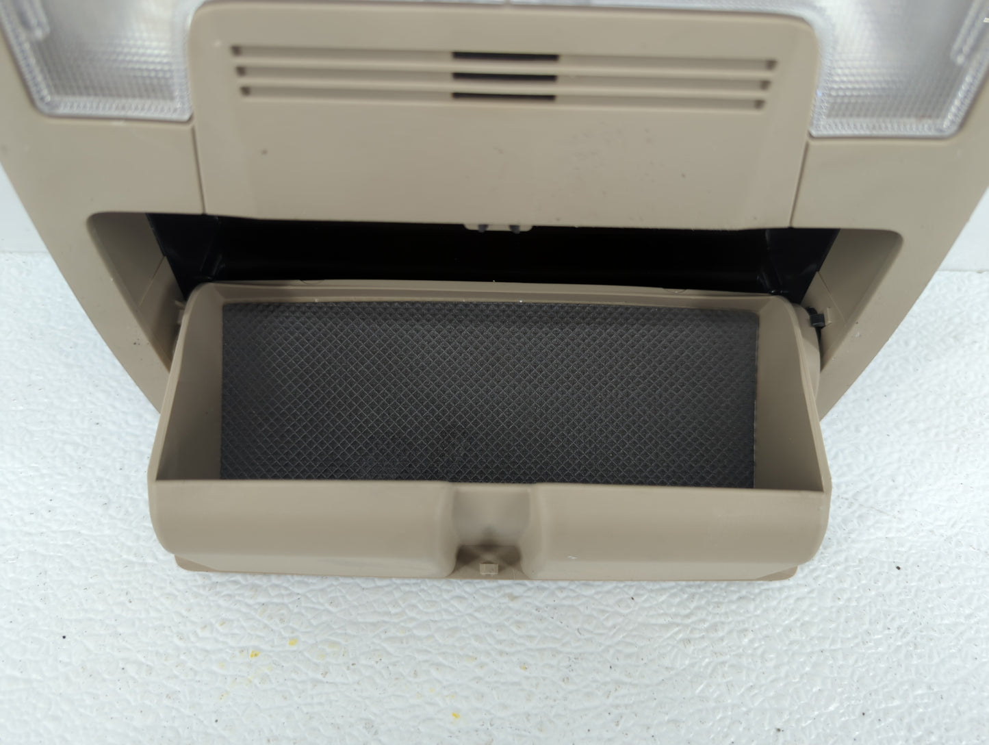 2016 Kia Forte Overhead Roof Console Beige - Oemusedautoparts1.com