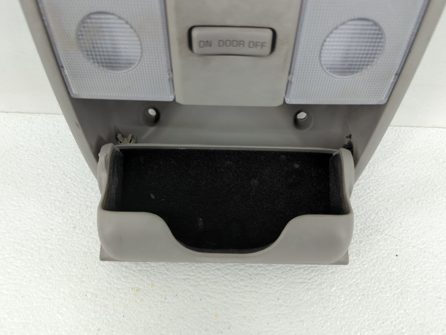 2016 Kia Forte Overhead Roof Console Light Beige - Oemusedautoparts1.com