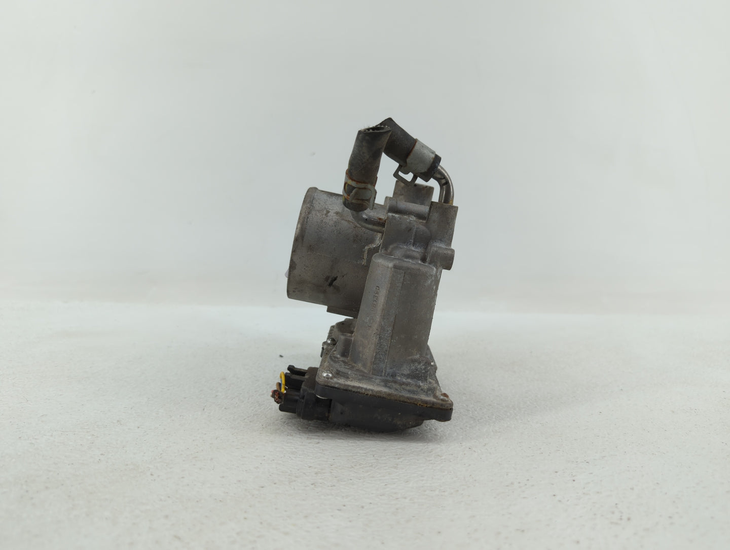 2014-2016 Kia Forte Throttle Body P/N:35100-2E400 35100-2E000 Fits Fits 2012 2013 2014 2015 2016 2018 2019 OEM Used Auto Par