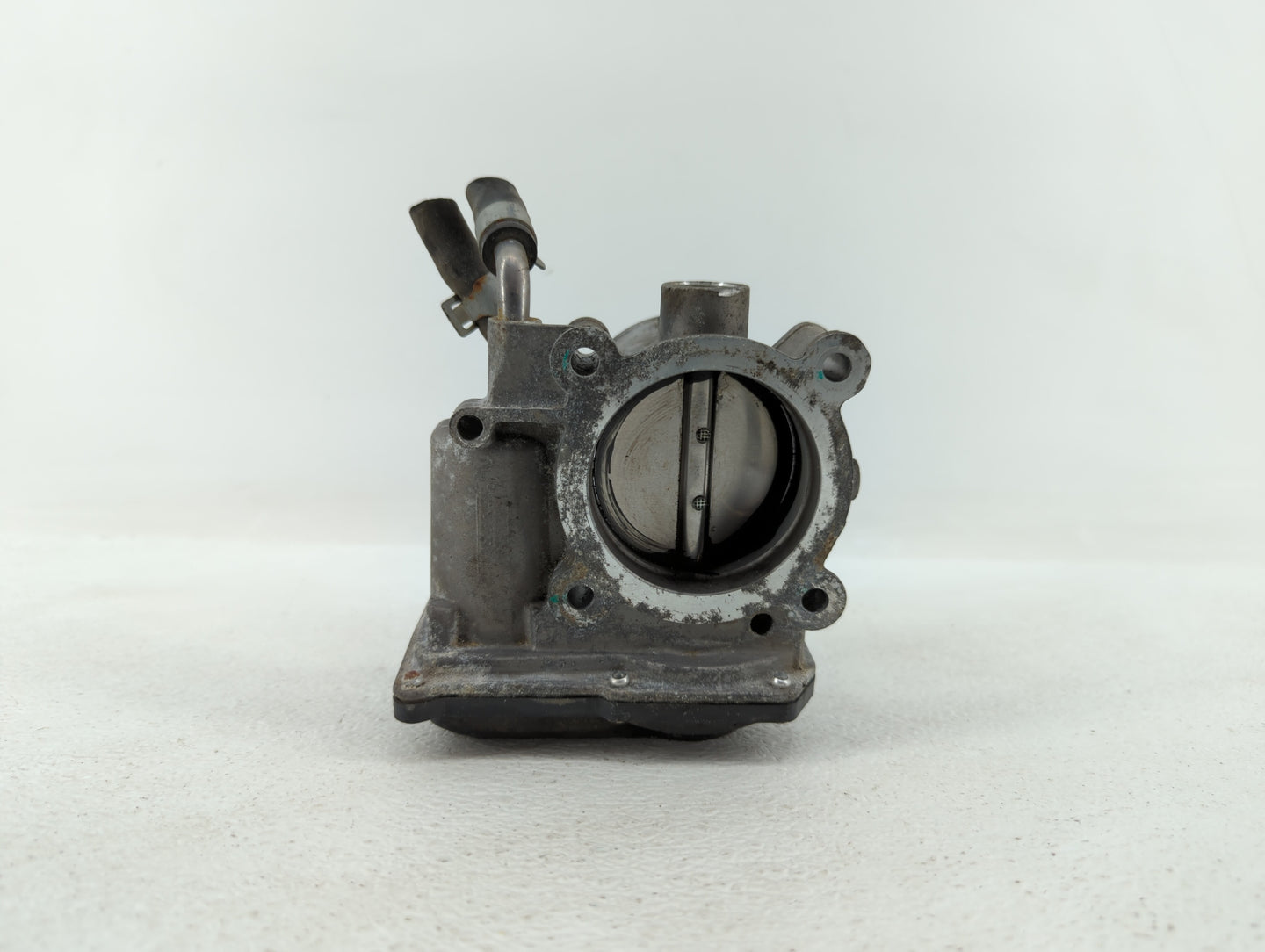 2014-2016 Kia Forte Throttle Body P/N:35100-2E400 35100-2E000 Fits Fits 2012 2013 2014 2015 2016 2018 2019 OEM Used Auto Par