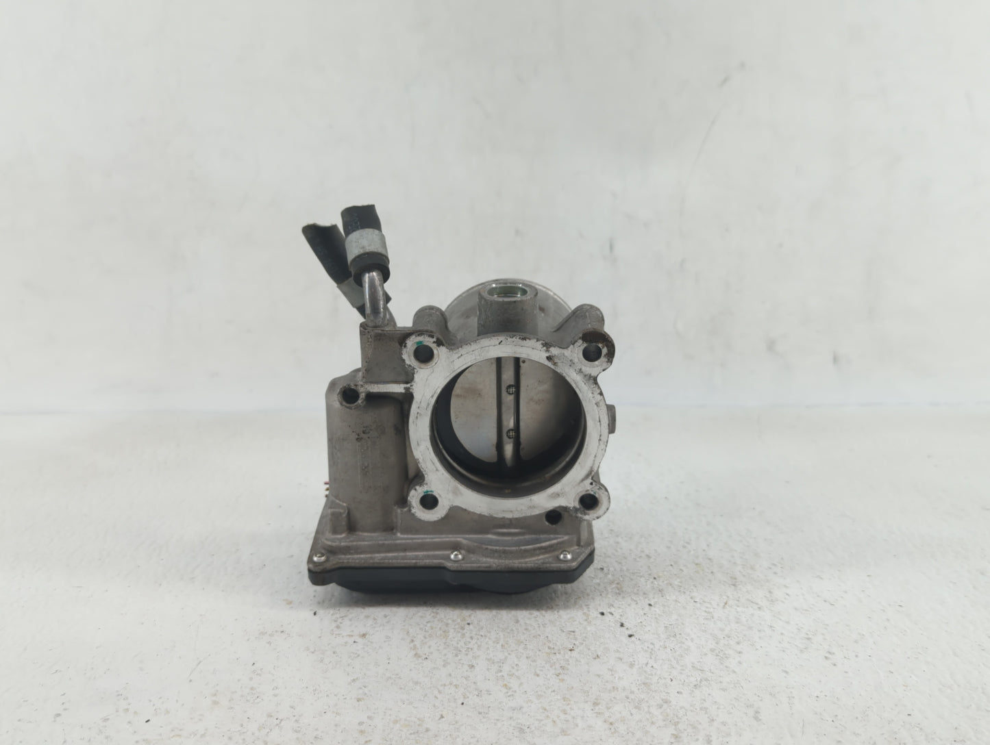 2014-2016 Kia Forte Throttle Body P/N:35100-2E400 35100-2E000 Fits Fits 2012 2013 2014 2015 2016 2018 2019 OEM Used Auto Par