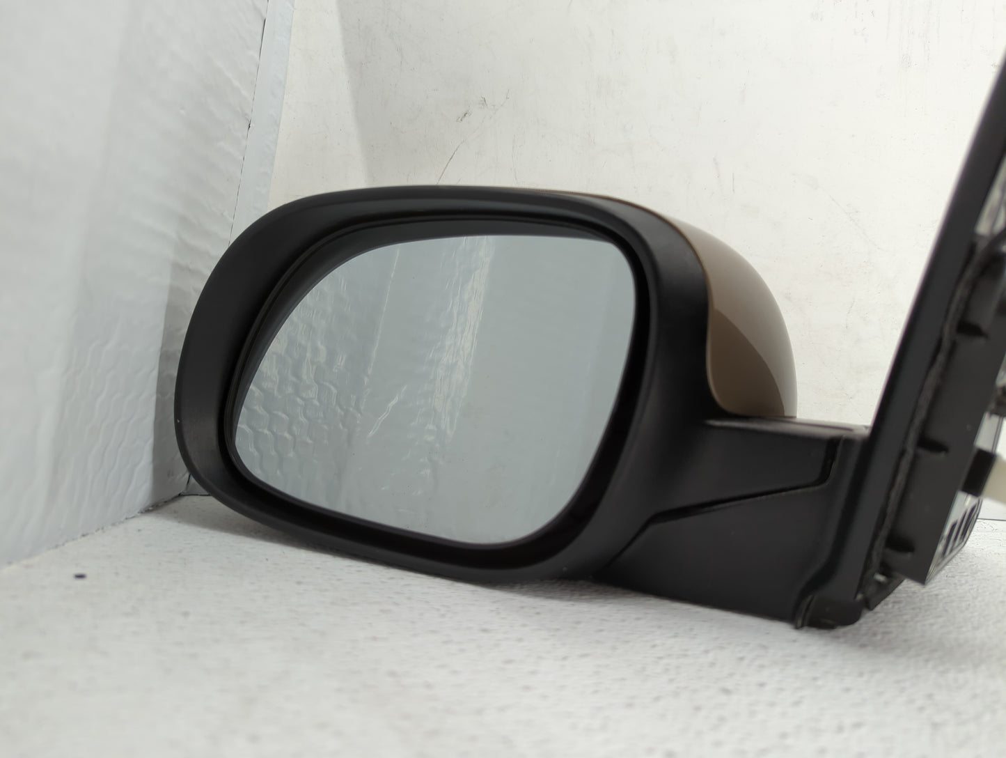 2016-2018 Kia Forte Driver Side View Mirror - Left Door Mirror OEM Used - Oemusedautoparts1.com