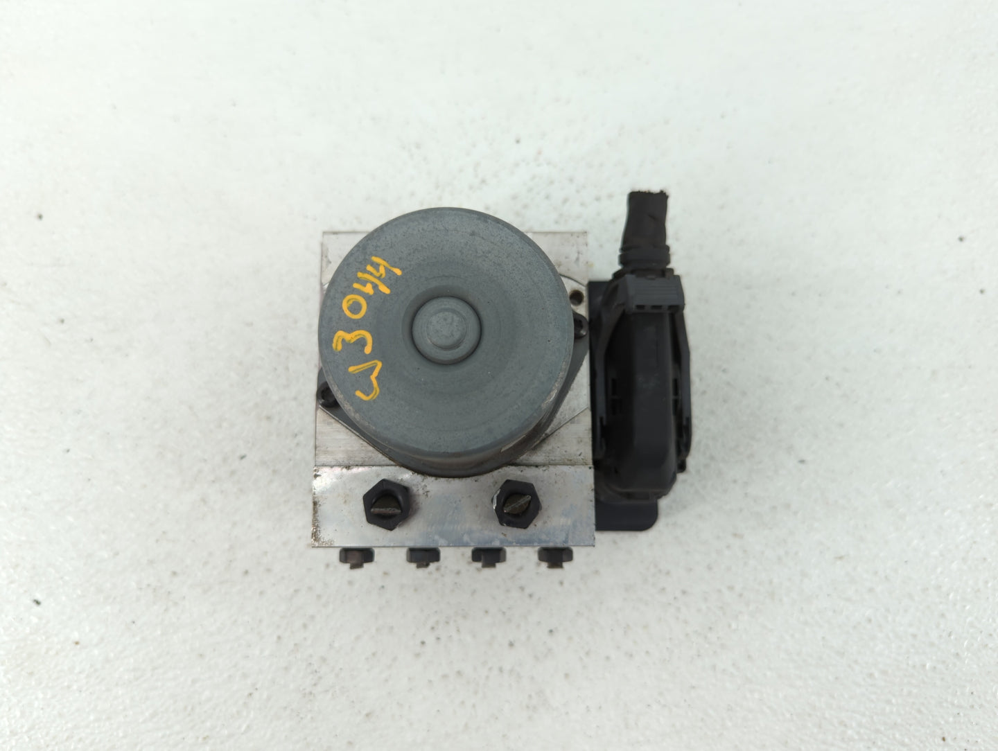 2014-2016 Kia Forte ABS Pump Control Module Replacement P/N:58900-A7200 58920-A7200 Fits Fits 2014 2015 2016 OEM Used Auto P