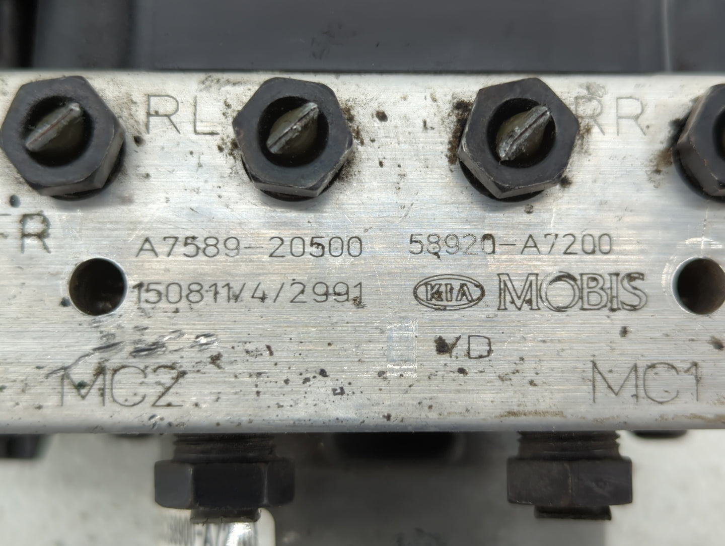 2014-2016 Kia Forte ABS Pump Control Module Replacement P/N:58900-A7200 58920-A7200 Fits Fits 2014 2015 2016 OEM Used Auto P