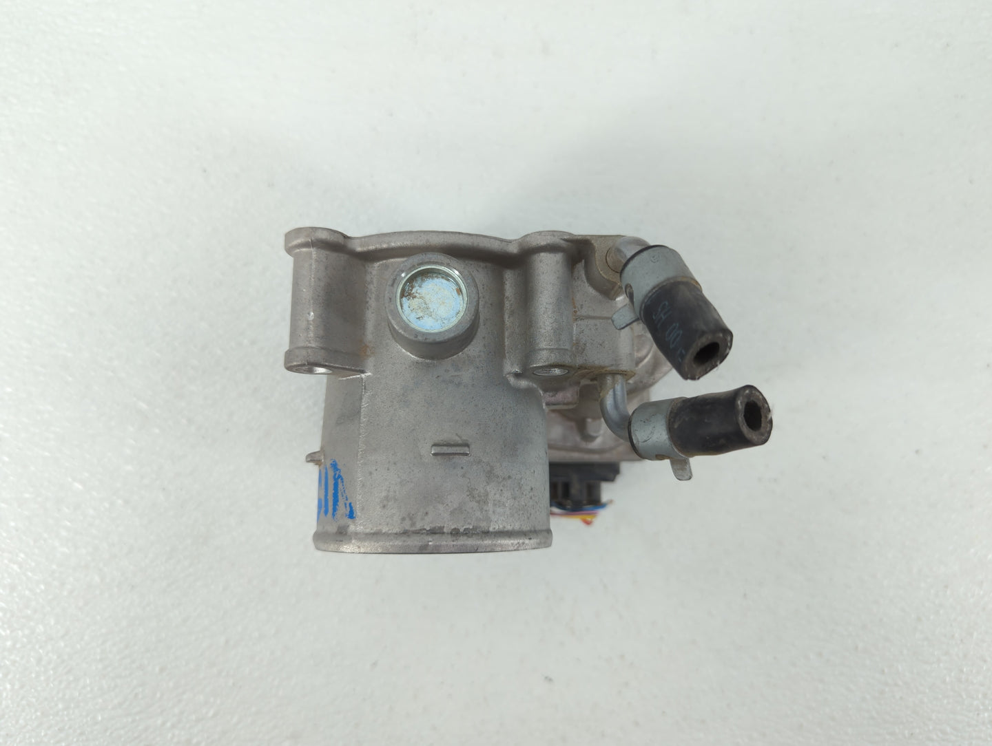 2014-2016 Kia Forte Throttle Body P/N:35100-2E400 35100-2E000 Fits Fits 2012 2013 2014 2015 2016 2018 2019 OEM Used Auto Par
