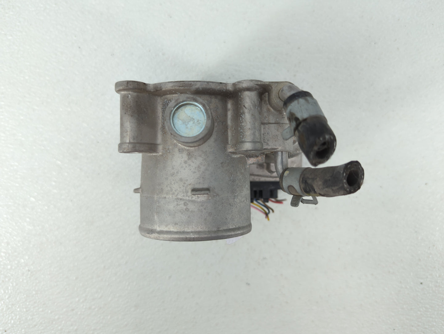 2014-2016 Kia Forte Throttle Body P/N:35100-2E400 35100-2E000 Fits Fits 2012 2013 2014 2015 2016 2018 2019 OEM Used Auto Par