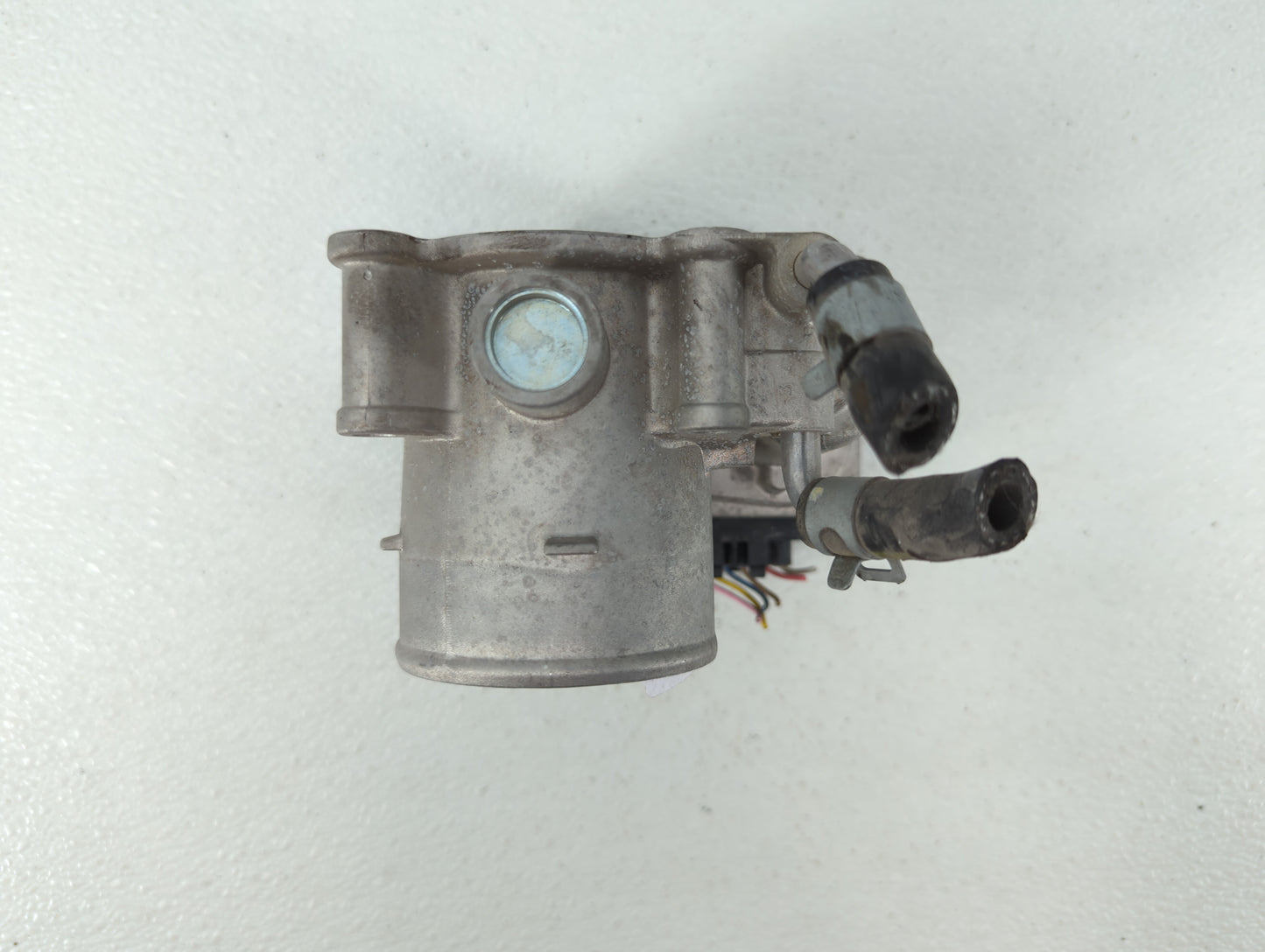 2014-2016 Kia Forte Throttle Body P/N:35100-2E400 35100-2E000 Fits Fits 2012 2013 2014 2015 2016 2018 2019 OEM Used Auto Par