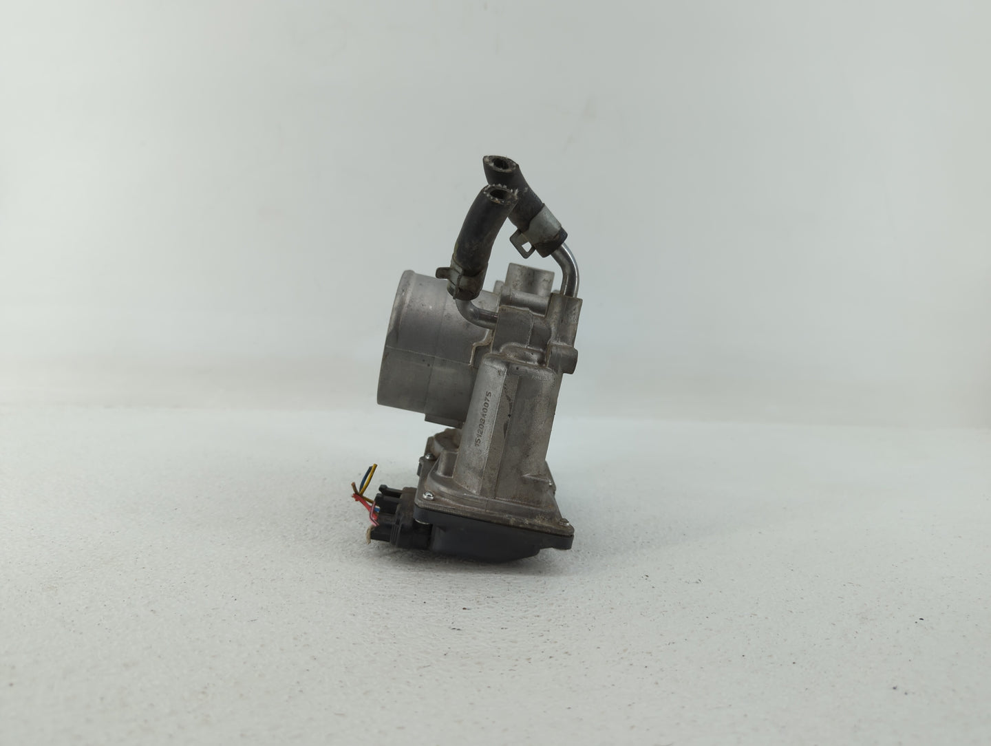 2014-2016 Kia Forte Throttle Body P/N:35100-2E400 35100-2E000 Fits Fits 2012 2013 2014 2015 2016 2018 2019 OEM Used Auto Par