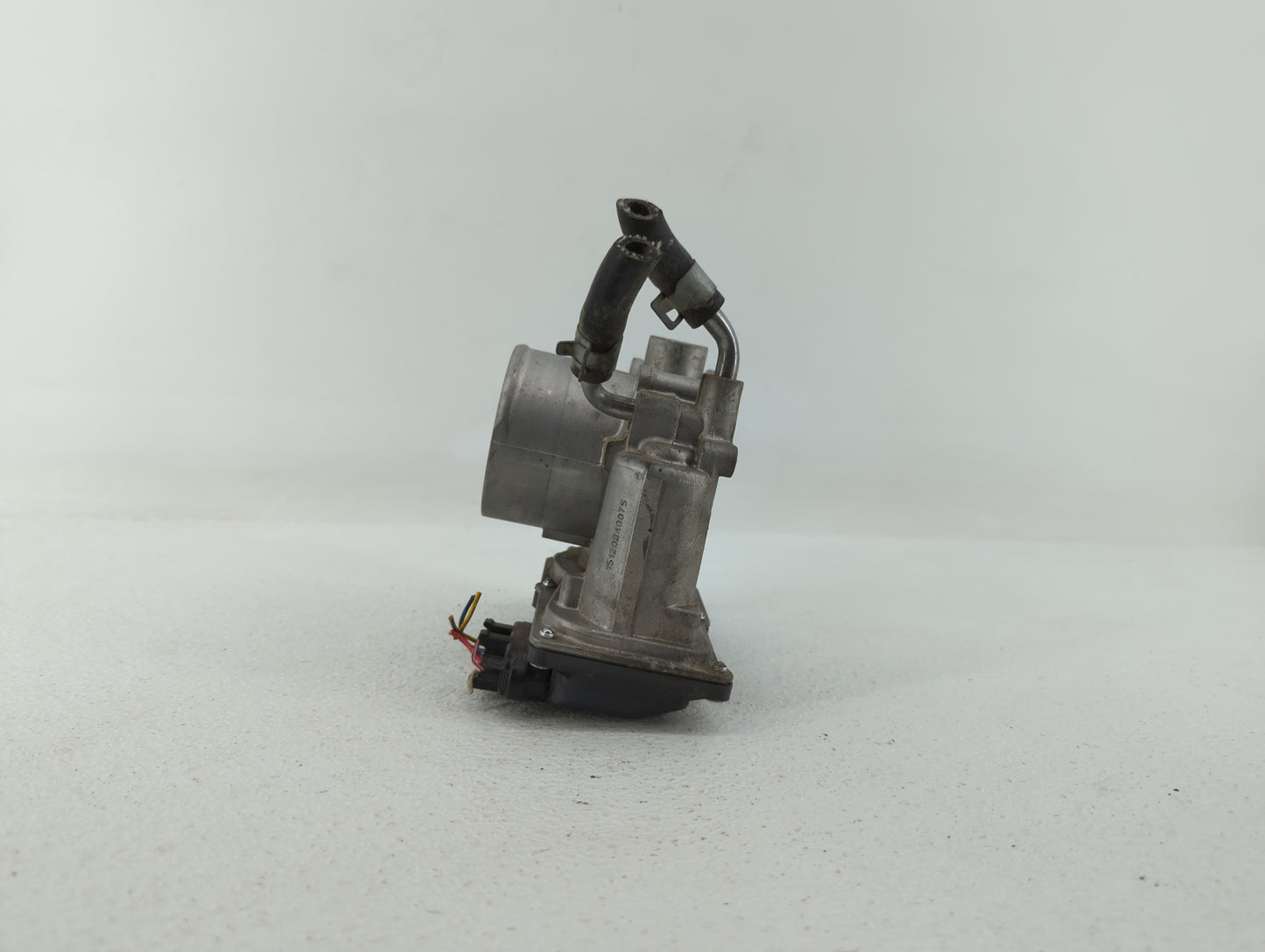 2014-2016 Kia Forte Throttle Body P/N:35100-2E400 35100-2E000 Fits Fits 2012 2013 2014 2015 2016 2018 2019 OEM Used Auto Par