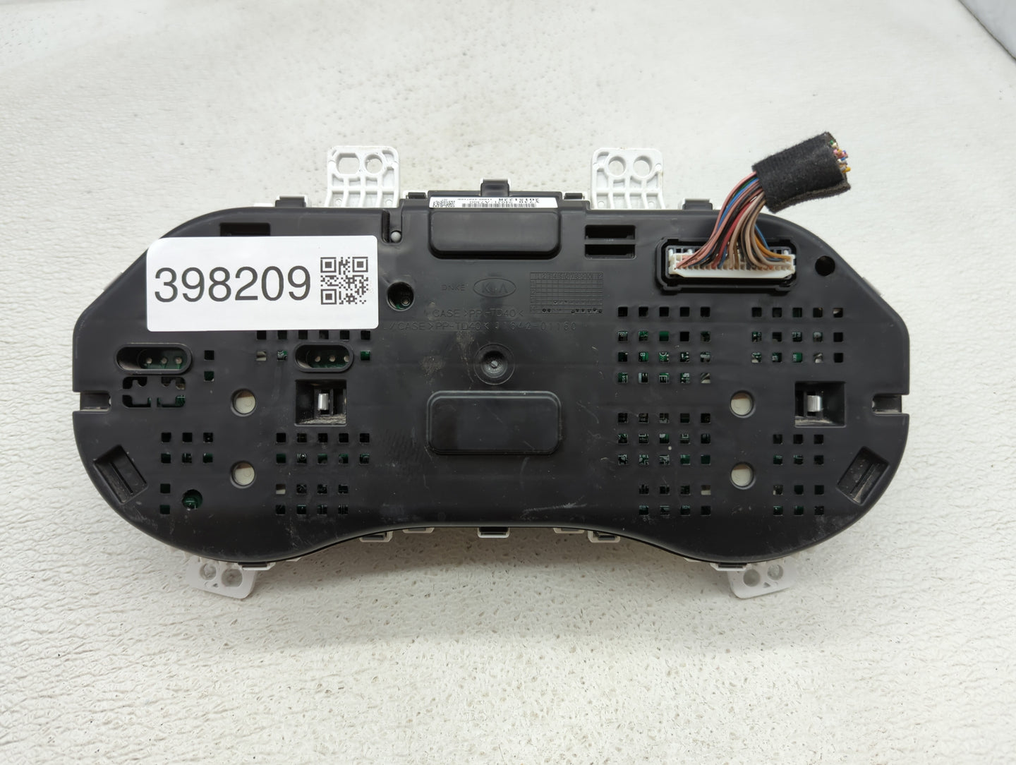 2014-2016 Kia Forte Instrument Cluster Speedometer Gauges P/N:94021-A300 94001-A7300, 94021-A7310 Fits Fits 2014 2015 2016 O