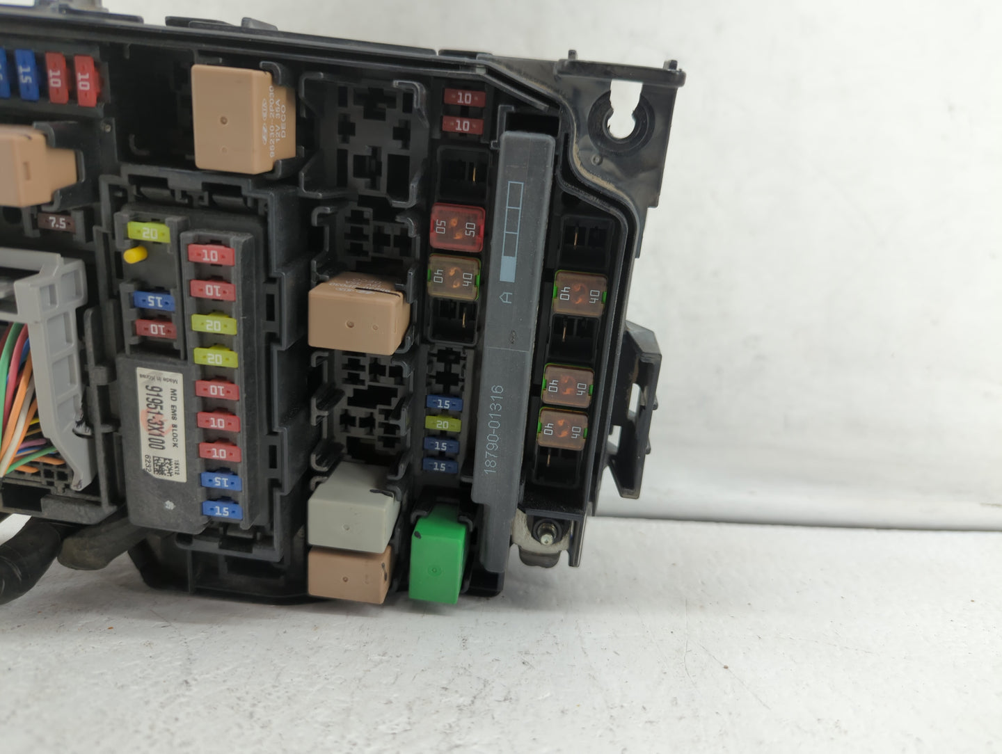 2014-2016 Kia Forte Fusebox Fuse Box Panel Relay Module P/N:91950-3X510 Fits Fits 2014 2015 2016 OEM Used Auto Parts - Oemus