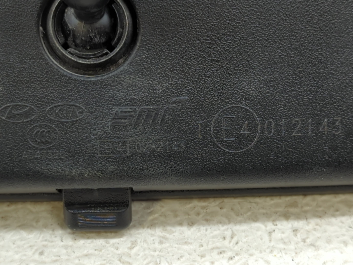 2010-2019 Kia Forte Interior Rear View Mirror Replacement OEM P/N:E13049848 E4012143 Fits OEM Used Auto Parts - Oemusedautop