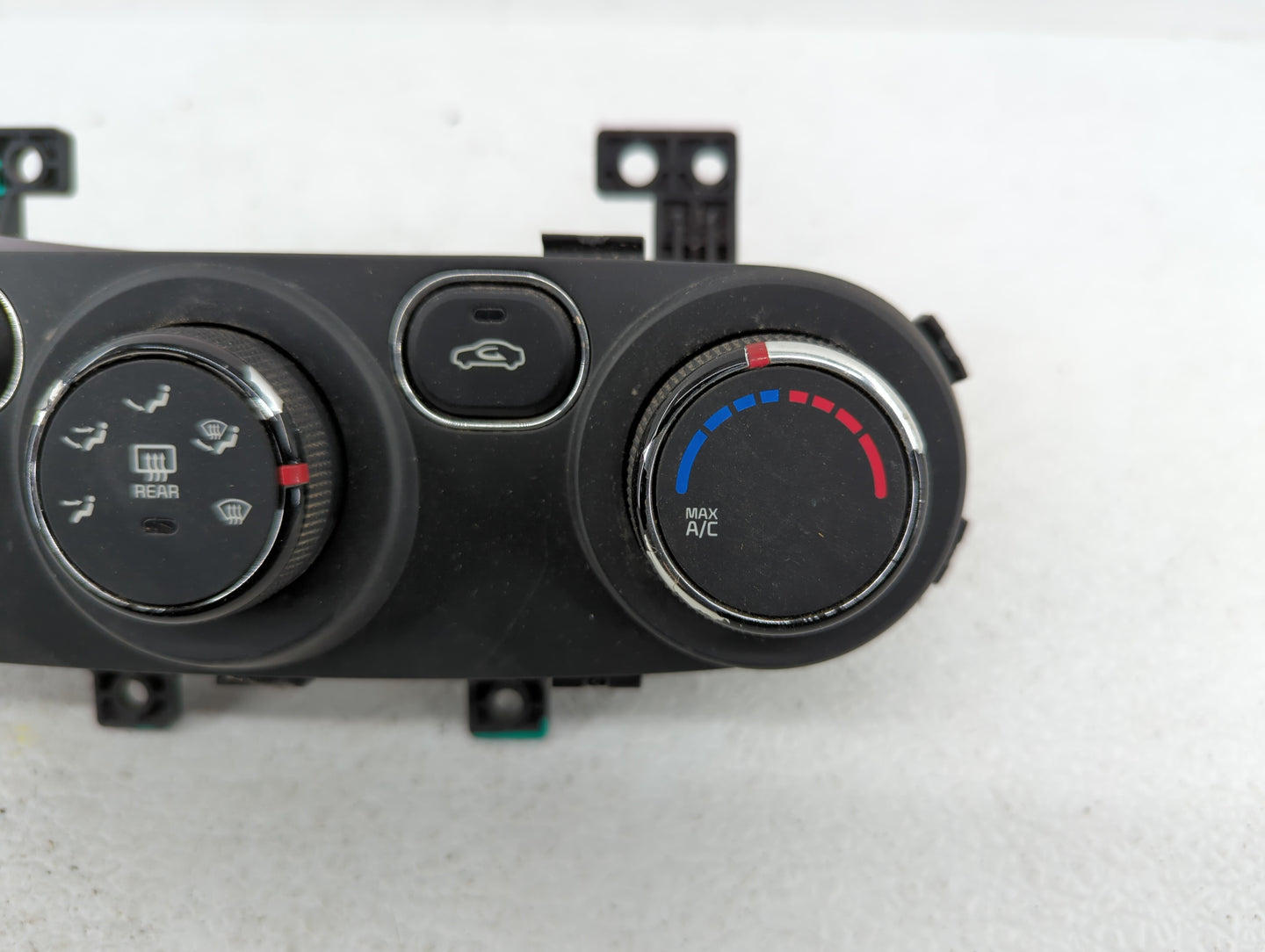 2014-2016 Kia Forte Climate Control Module Temperature AC/Heater Replacement P/N:97250-B0AA0 97250-A7XXX Fits Fits 2014 2015