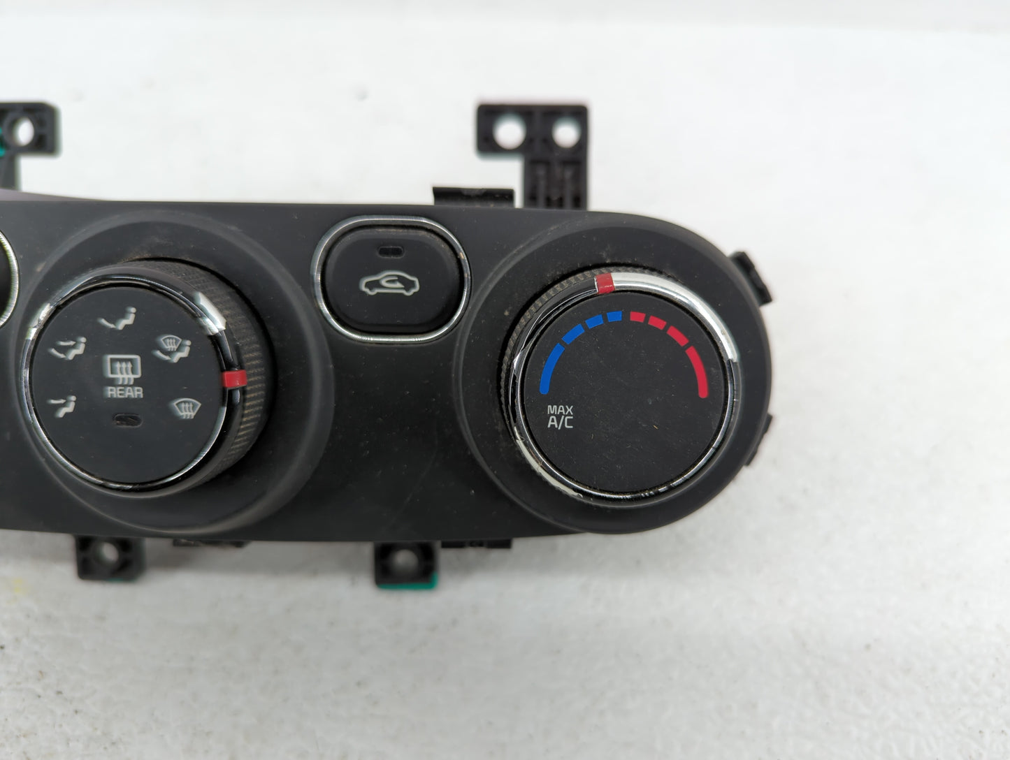2014-2016 Kia Forte Climate Control Module Temperature AC/Heater Replacement P/N:97250-B0AA0 97250-A7XXX Fits Fits 2014 2015