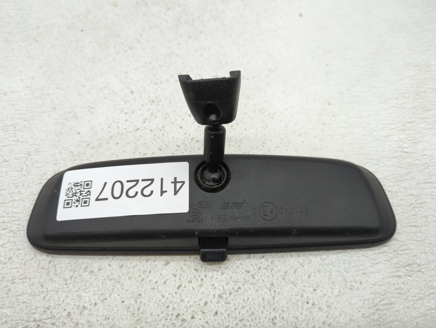 2010-2019 Kia Forte Interior Rear View Mirror Replacement OEM P/N:E13049848 E4012143 Fits OEM Used Auto Parts - Oemusedautop