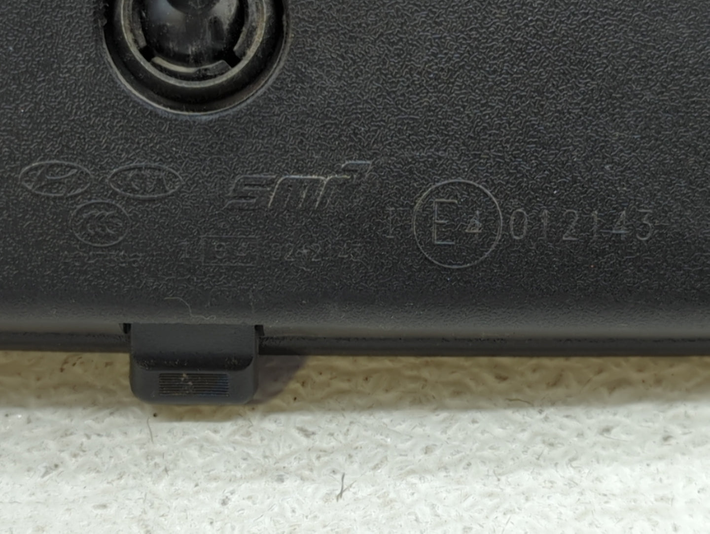 2010-2019 Kia Forte Interior Rear View Mirror Replacement OEM P/N:E13049848 E4012143 Fits OEM Used Auto Parts - Oemusedautop