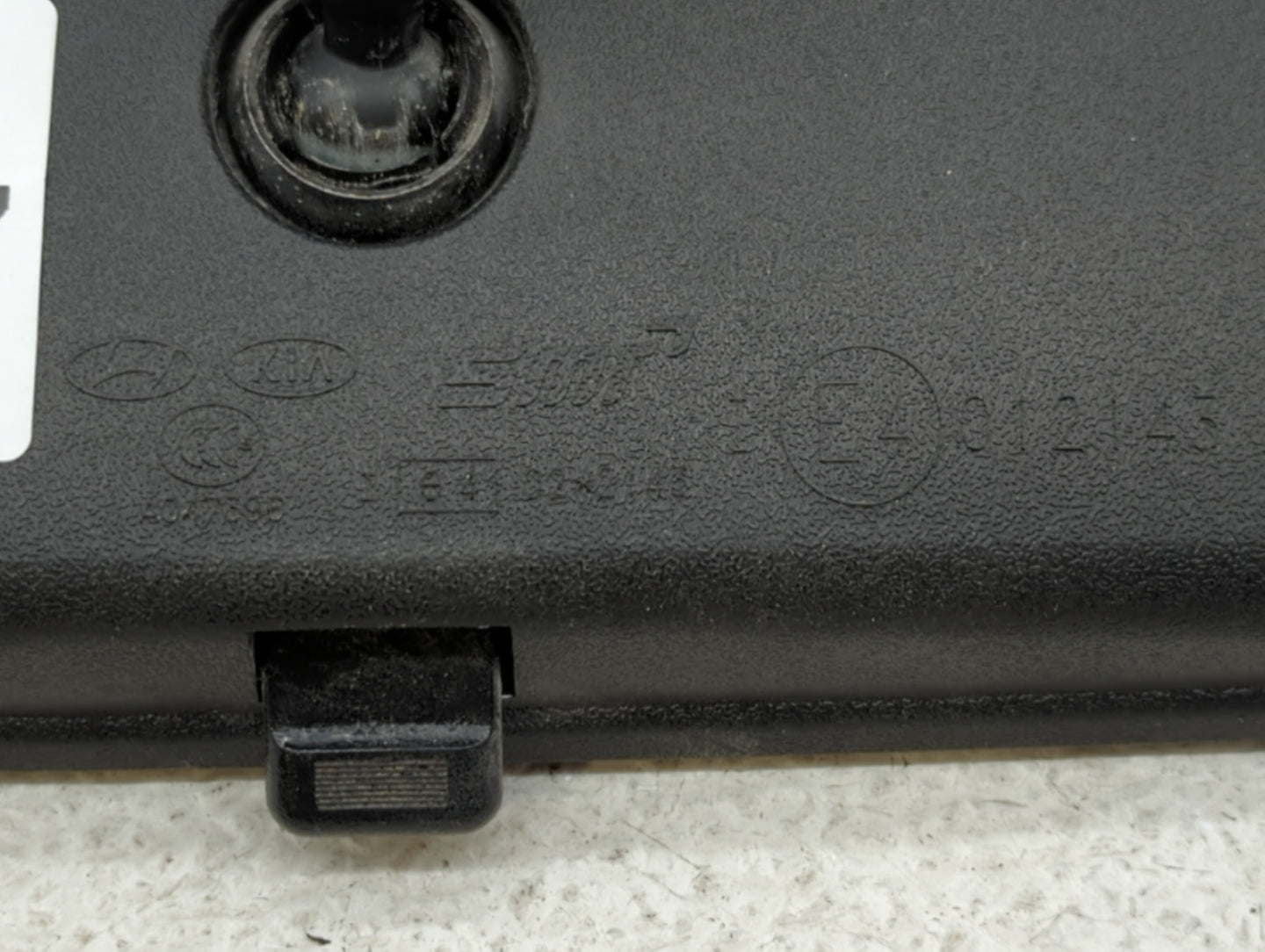 2010-2019 Kia Forte Interior Rear View Mirror Replacement OEM P/N:E13049848 E4012143 Fits OEM Used Auto Parts - Oemusedautop