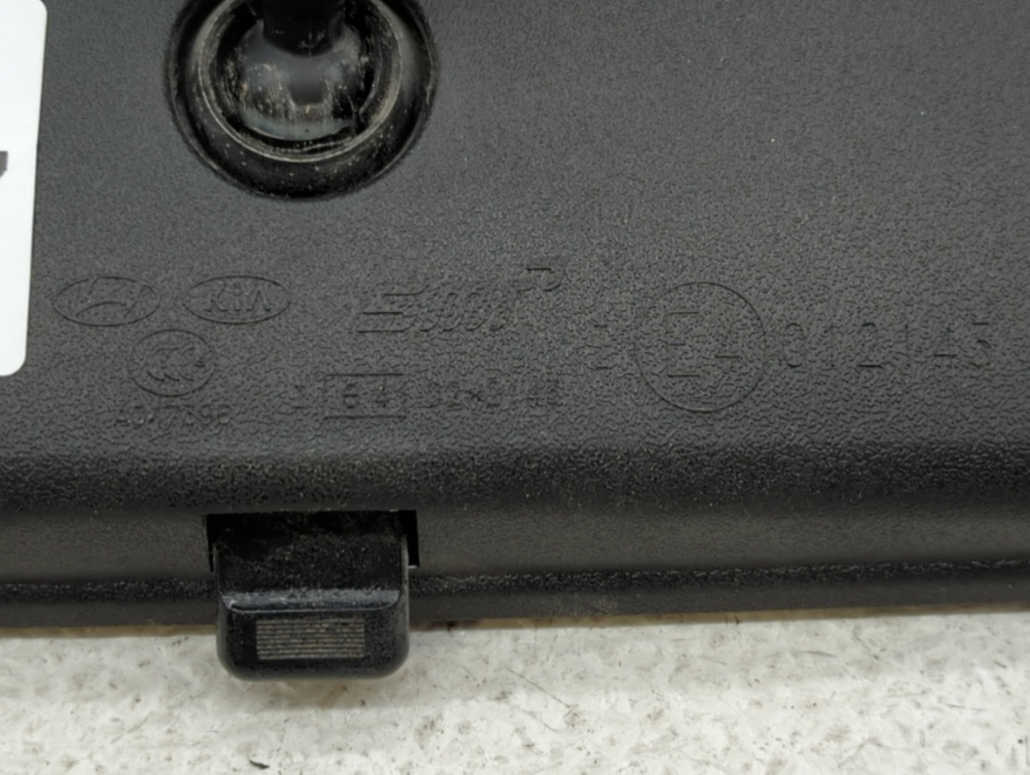 2010-2019 Kia Forte Interior Rear View Mirror Replacement OEM P/N:E13049848 E4012143 Fits OEM Used Auto Parts - Oemusedautop