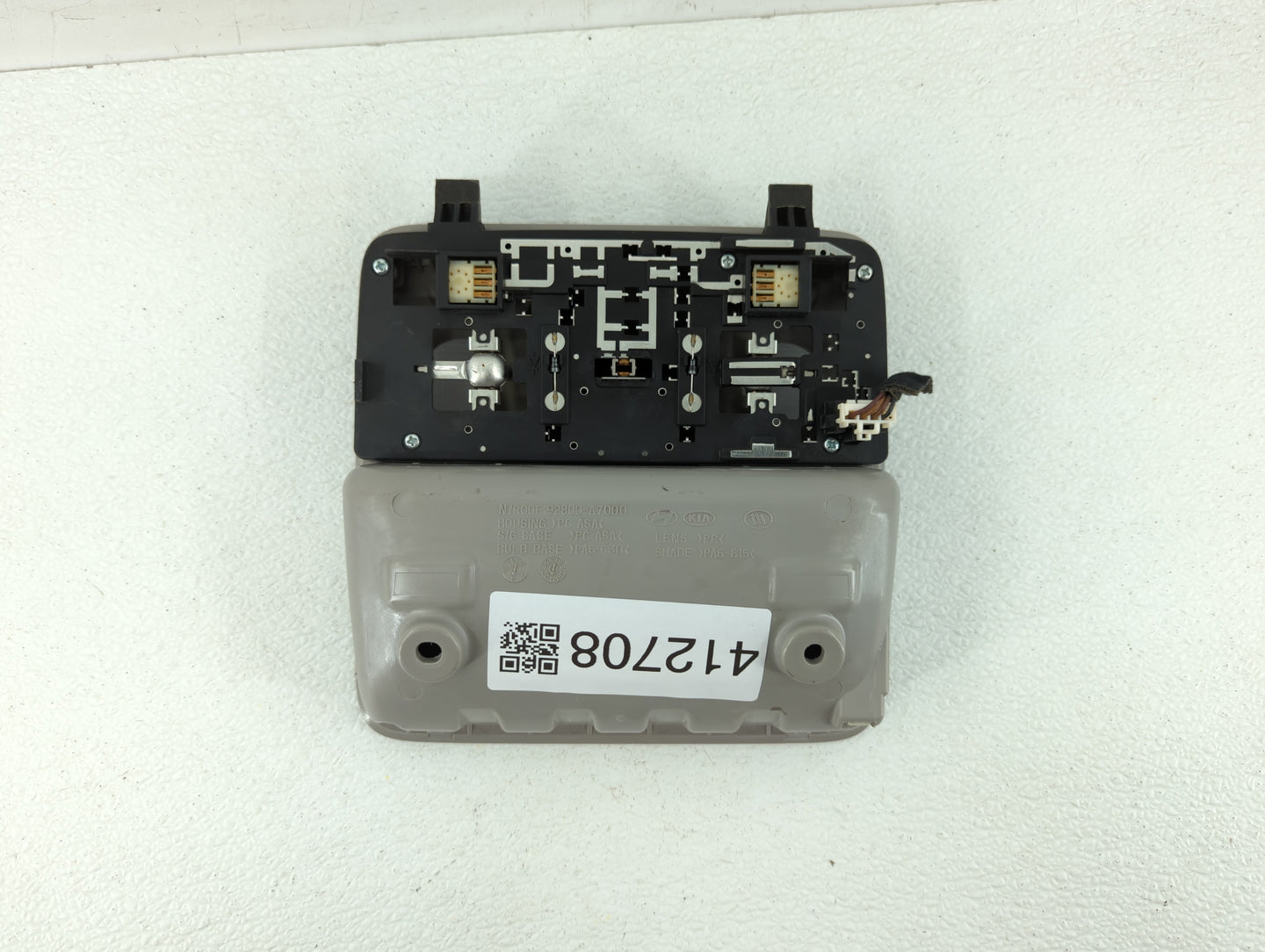 2016 Kia Forte Overhead Roof Console - Oemusedautoparts1.com