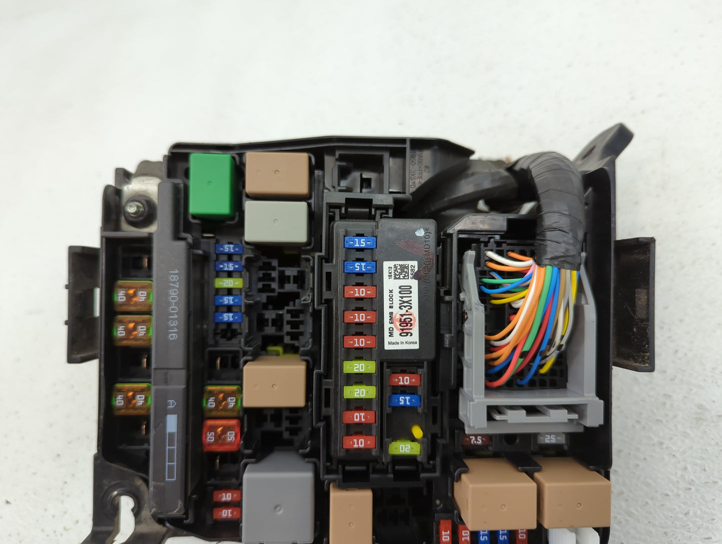 2014-2016 Kia Forte Fusebox Fuse Box Panel Relay Module P/N:91209-A7192 91951-3X100 Fits Fits 2014 2015 2016 OEM Used Auto P