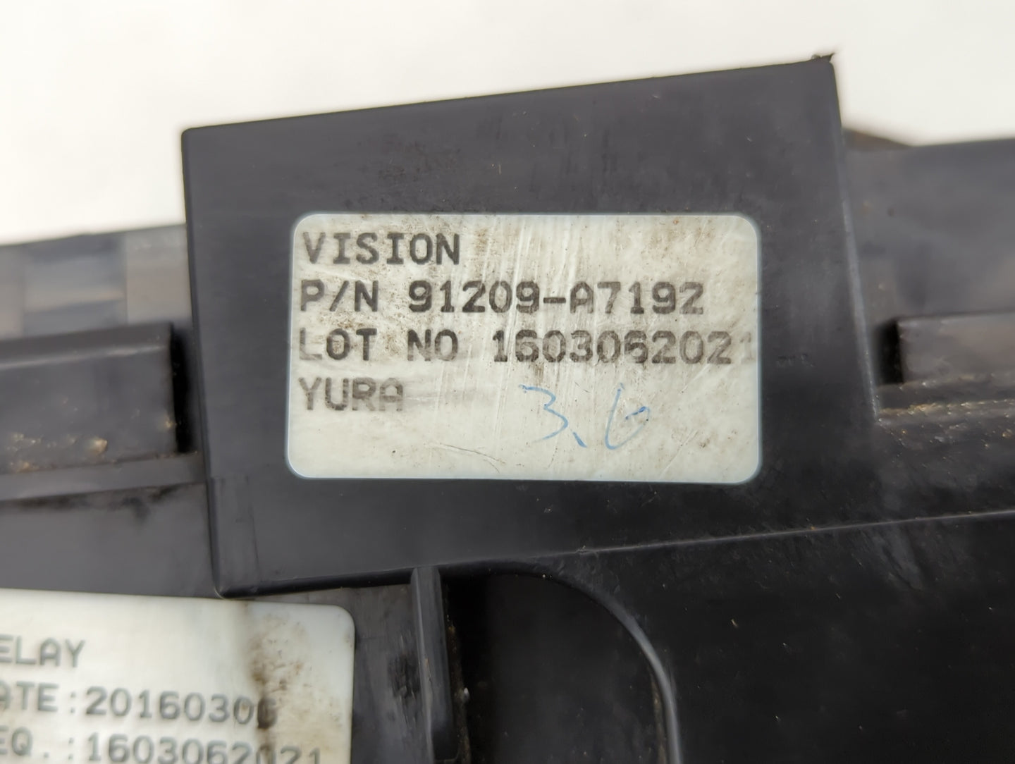 2014-2016 Kia Forte Fusebox Fuse Box Panel Relay Module P/N:91209-A7192 91951-3X100 Fits Fits 2014 2015 2016 OEM Used Auto P