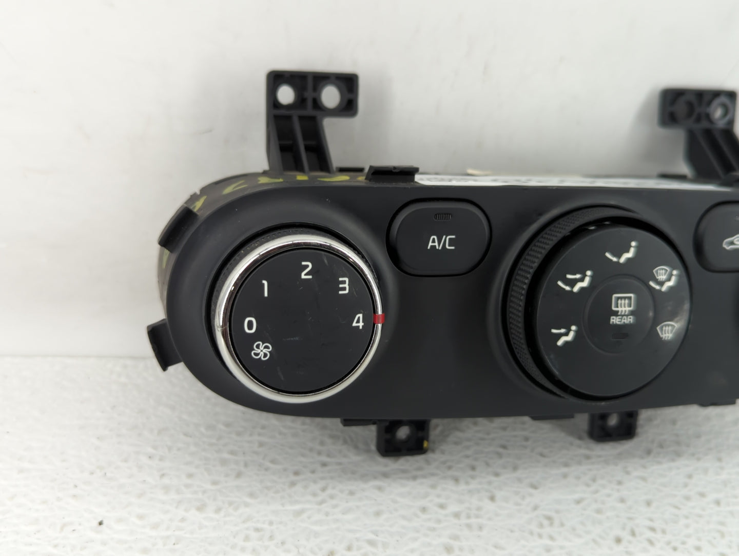 2014-2016 Kia Forte Climate Control Module Temperature AC/Heater Replacement P/N:97250-A7XXX Fits Fits 2014 2015 2016 OEM Us