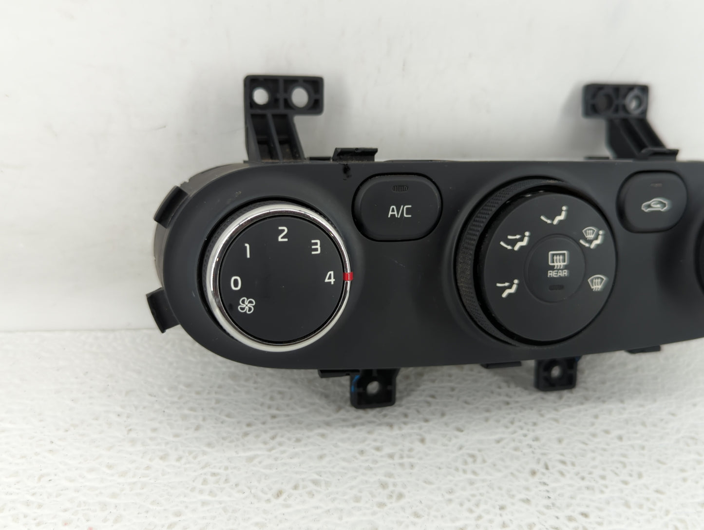 2014-2016 Kia Forte Climate Control Module Temperature AC/Heater Replacement P/N:97250-A7052 97250-A7XXX Fits Fits 2014 2015