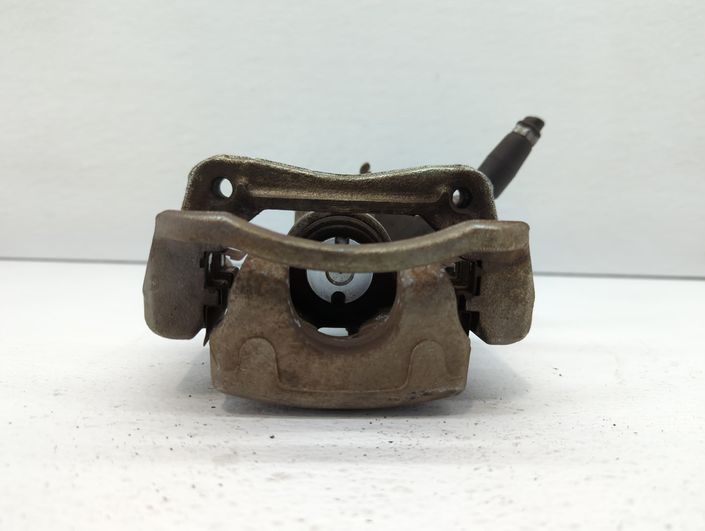 2014-2016 Kia Forte Throttle Body Fits Fits 2013 2014 2015 2016 OEM Used Auto Parts - Oemusedautoparts1.com