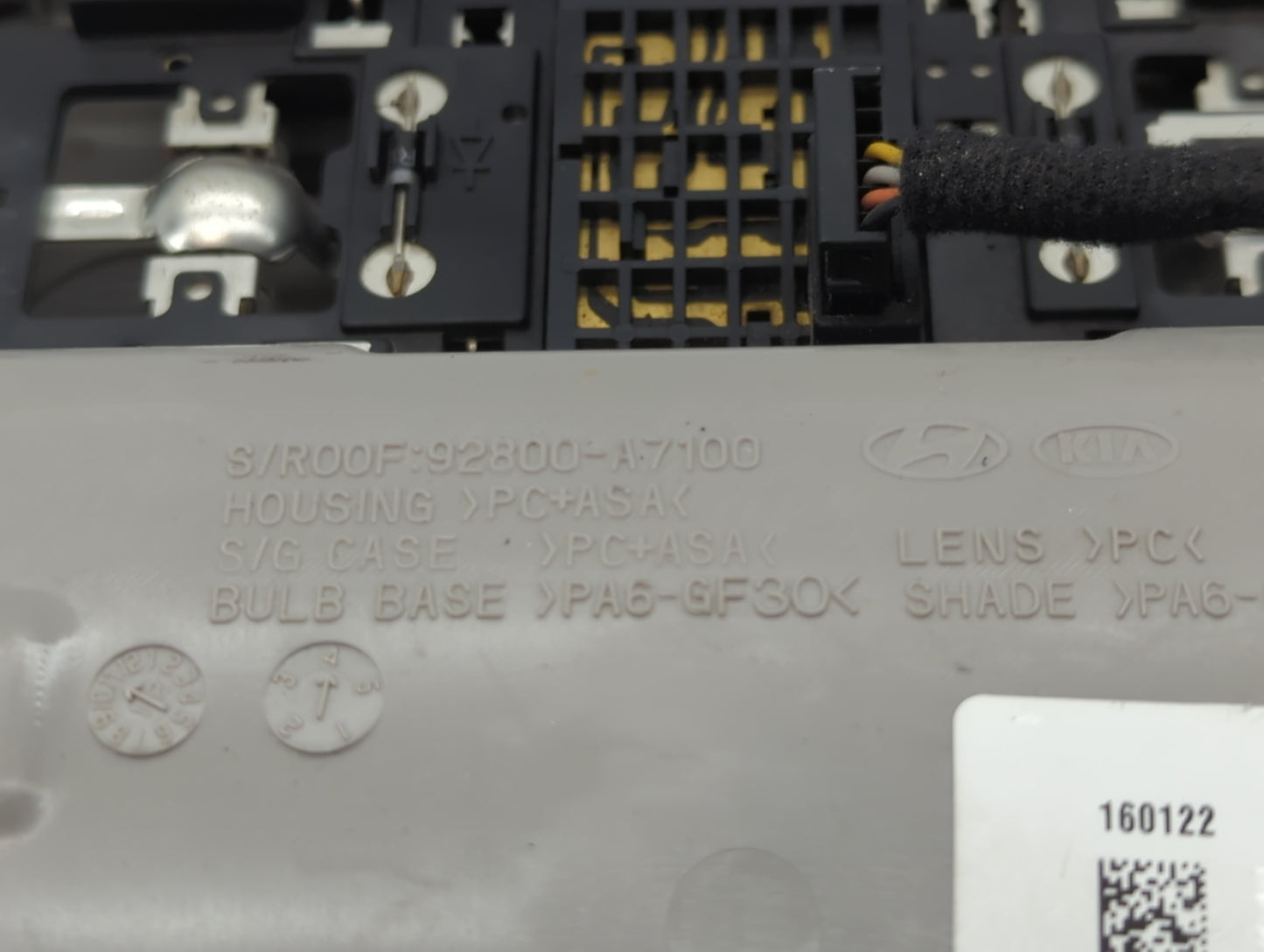 2014-2018 Kia Forte Overhead Roof Console Grey - Oemusedautoparts1.com