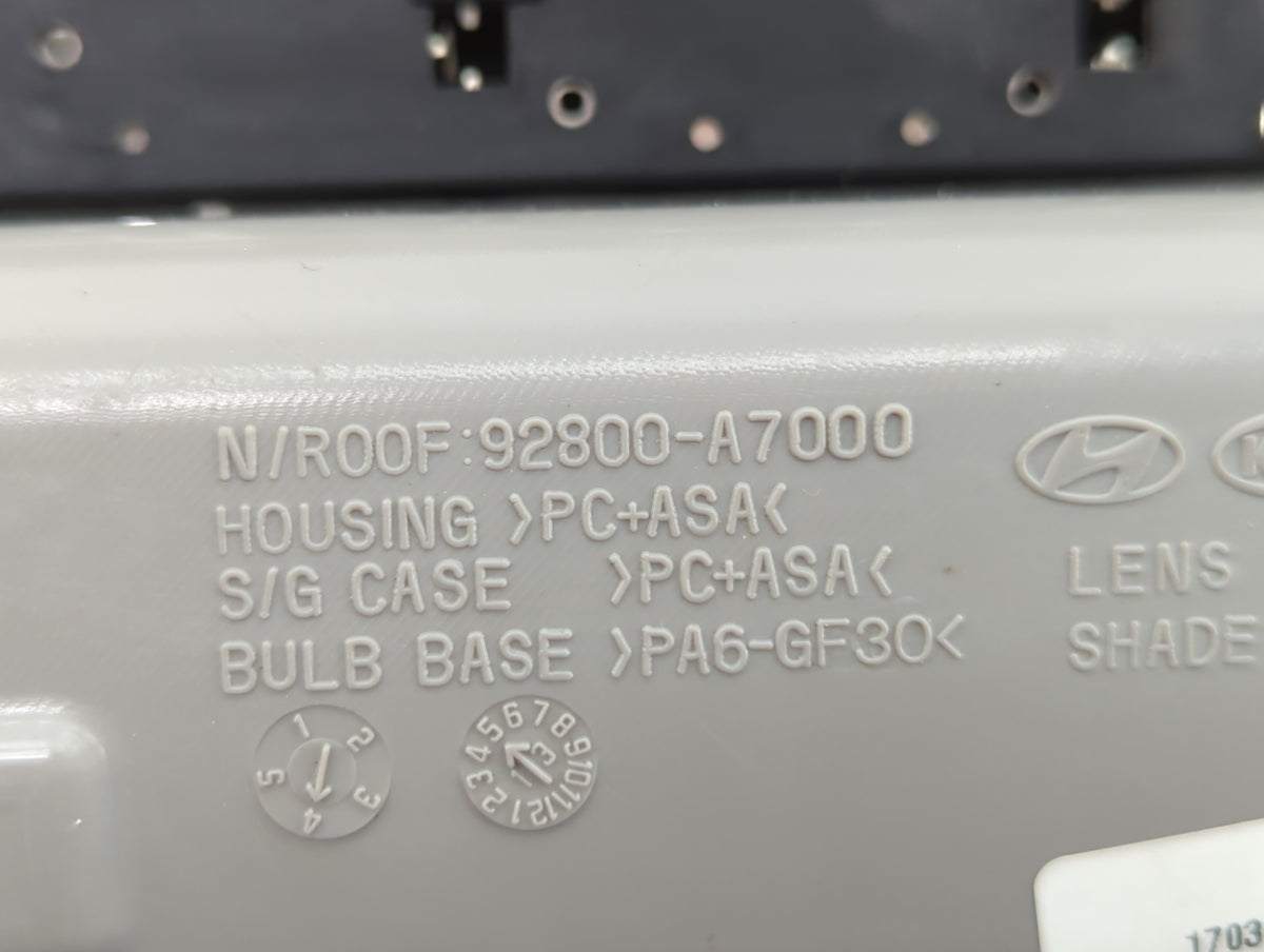 2016 Kia Forte Overhead Roof Console Grey - Oemusedautoparts1.com