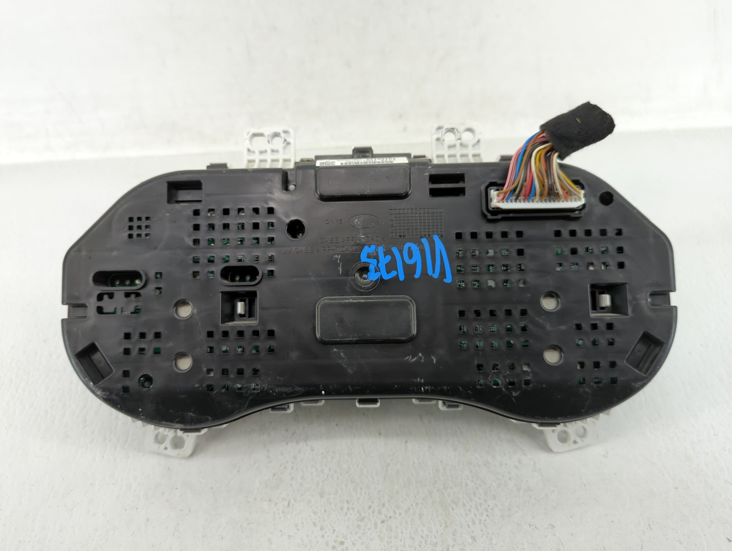 2014-2016 Kia Forte Instrument Cluster Speedometer Gauges P/N:94001-A7300 94011-A7200, 94021-A7310 Fits Fits 2014 2015 2016 